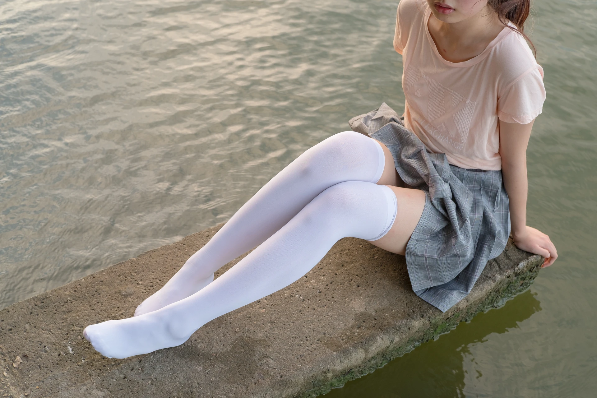 森萝财团 R15-032 [113P-914M]学生装, 森萝财团, 白丝, 美腿