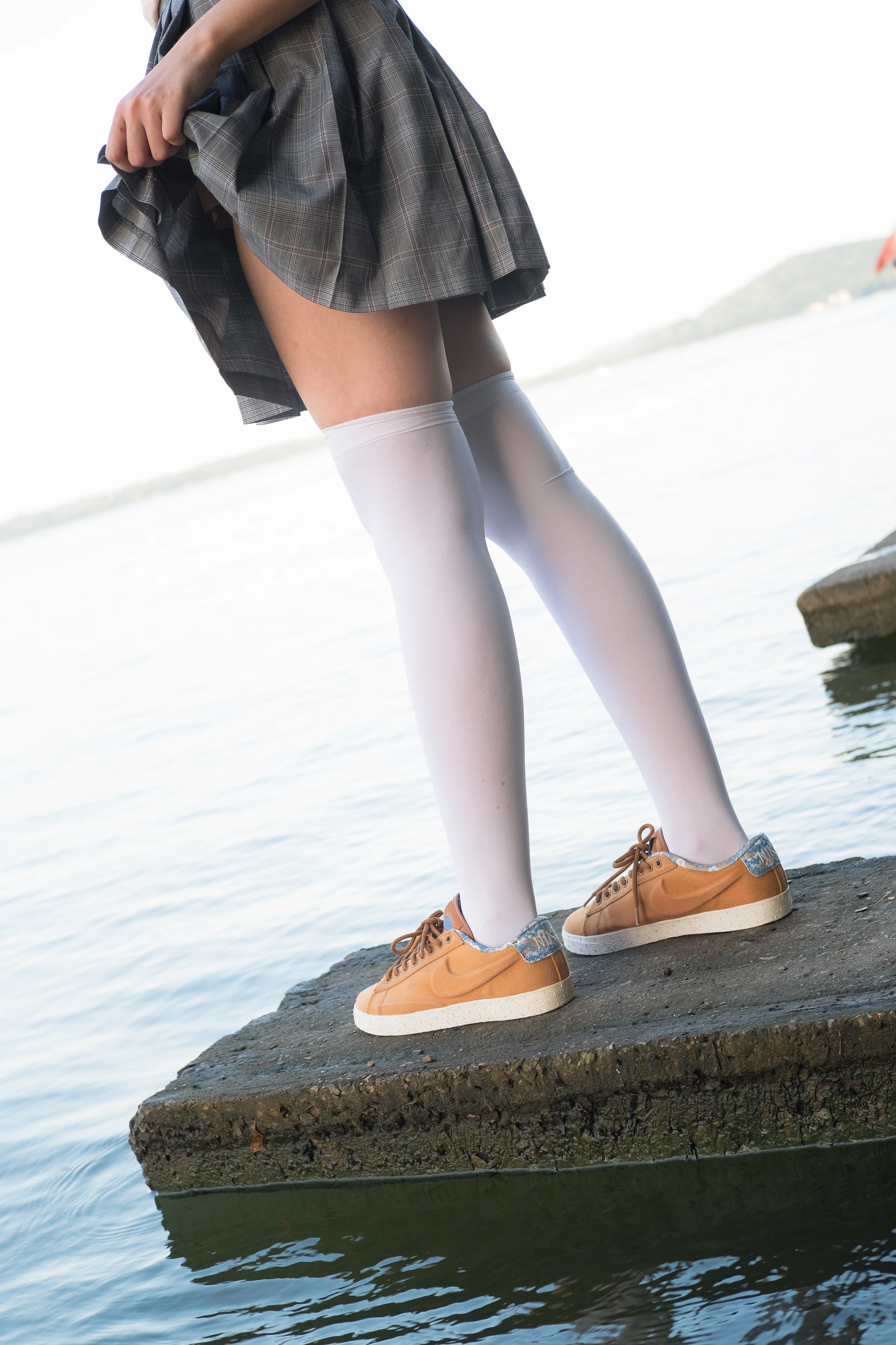 森萝财团 R15-032 [113P-914M]学生装, 森萝财团, 白丝, 美腿