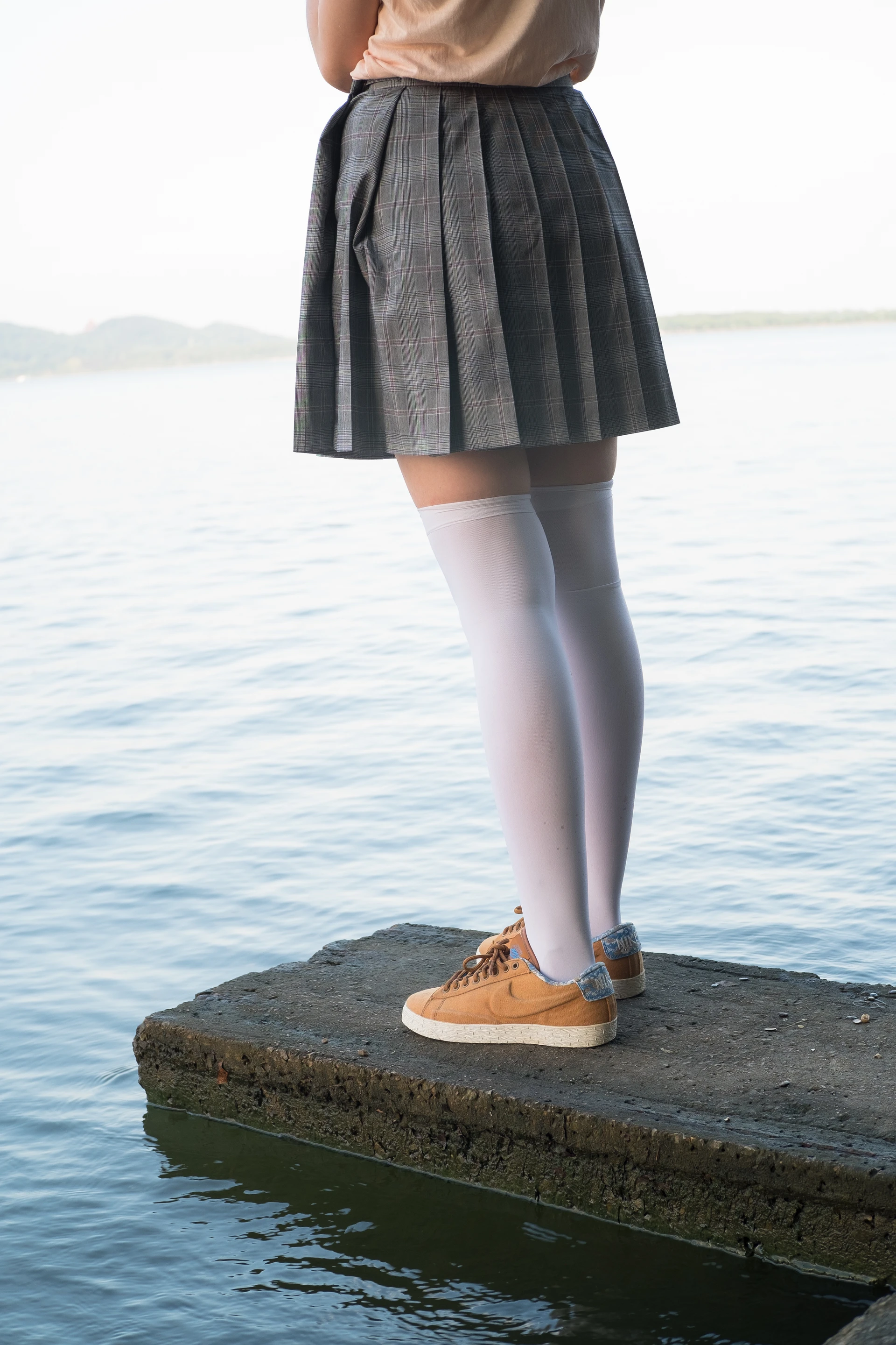 森萝财团 R15-032 [113P-914M]学生装, 森萝财团, 白丝, 美腿