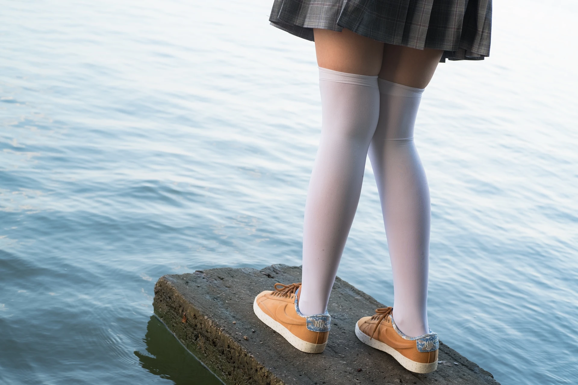 森萝财团 R15-032 [113P-914M]学生装, 森萝财团, 白丝, 美腿