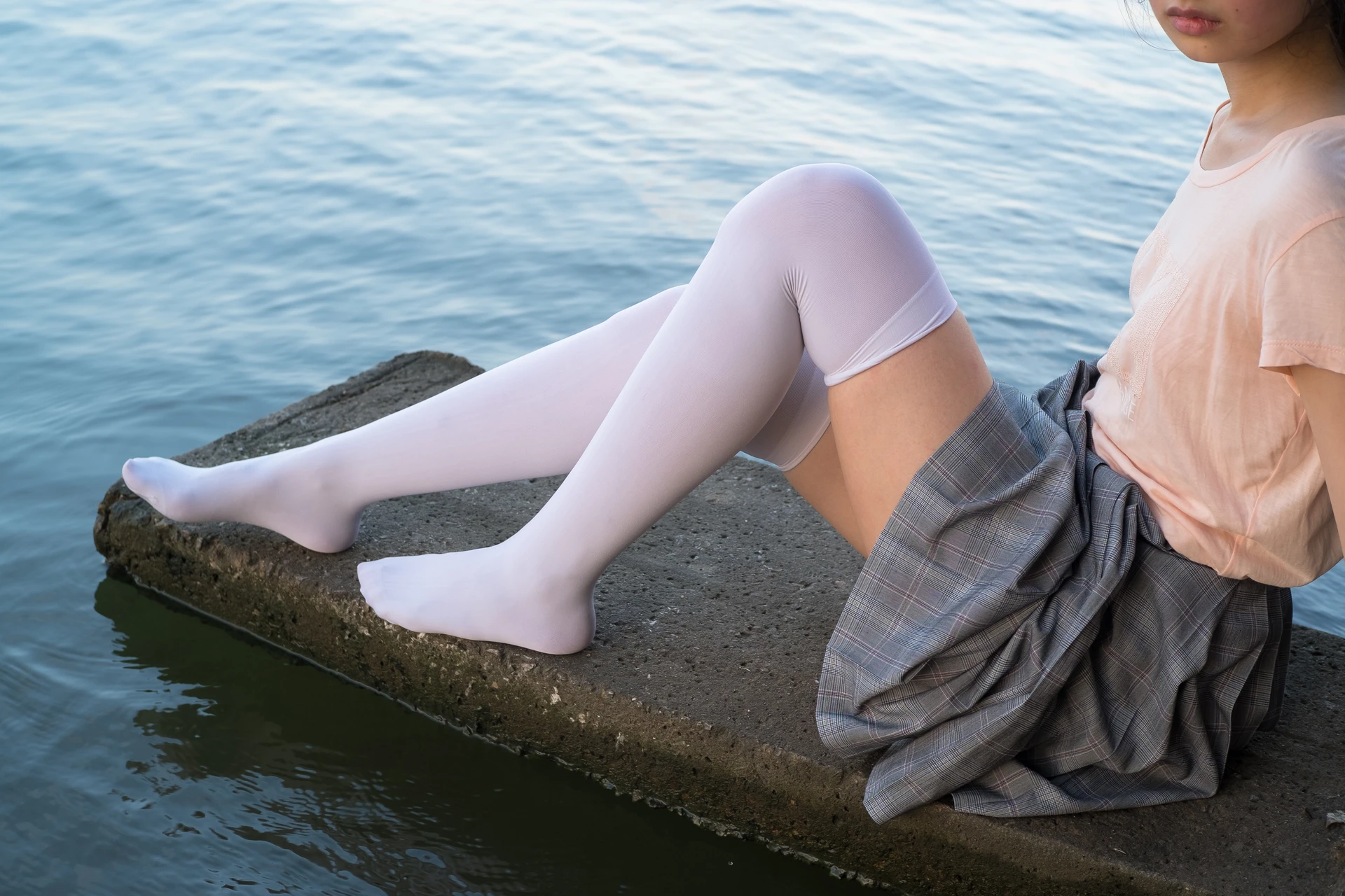 森萝财团 R15-032 [113P-914M]学生装, 森萝财团, 白丝, 美腿