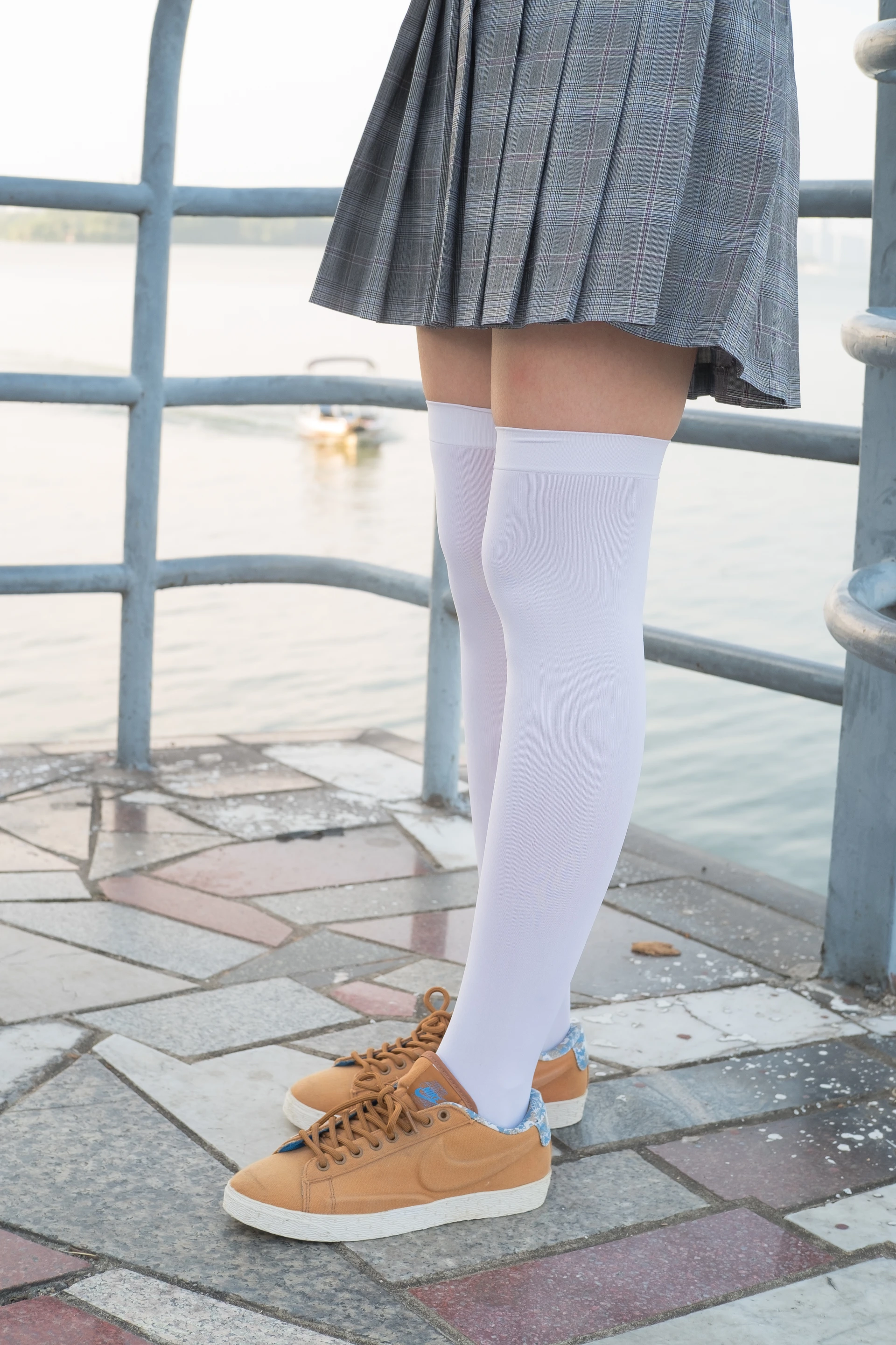 森萝财团 R15-032 [113P-914M]学生装, 森萝财团, 白丝, 美腿