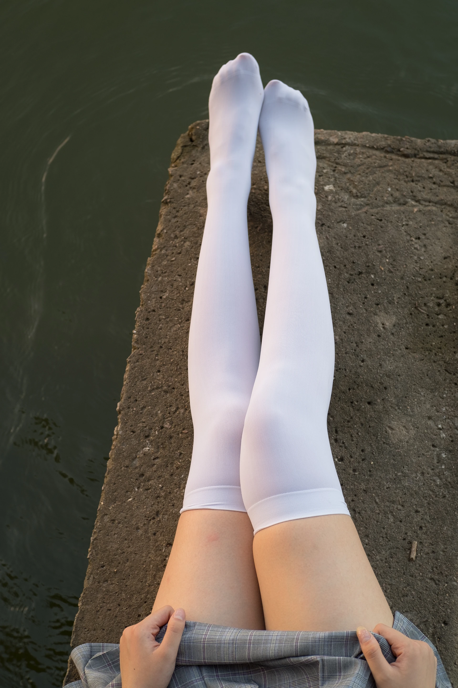 森萝财团 R15-032 [113P-914M]学生装, 森萝财团, 白丝, 美腿