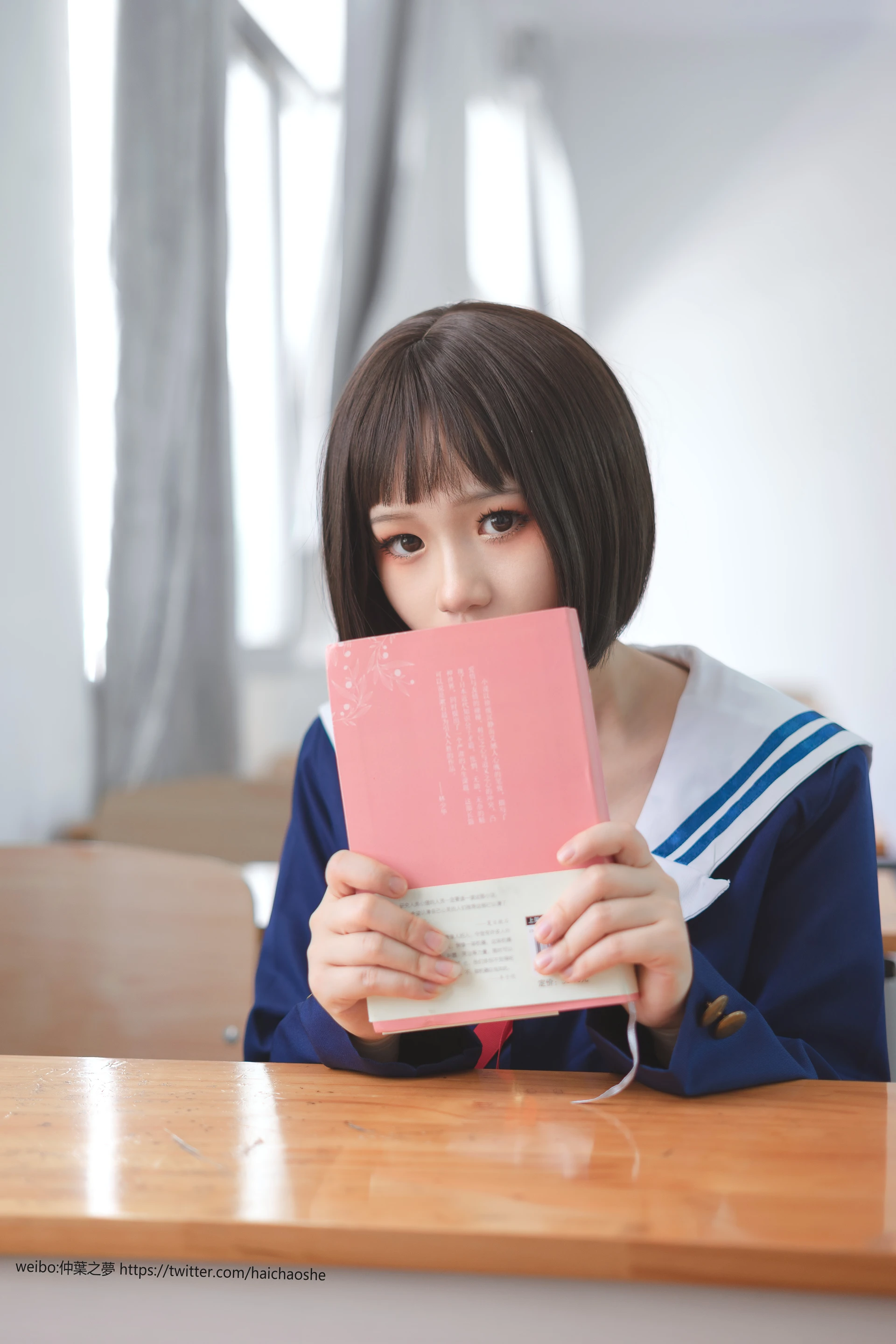 轻兰映画 Grand.013 [71P-391M]校服, 美腿, 美足, 轻兰映画, 黑丝