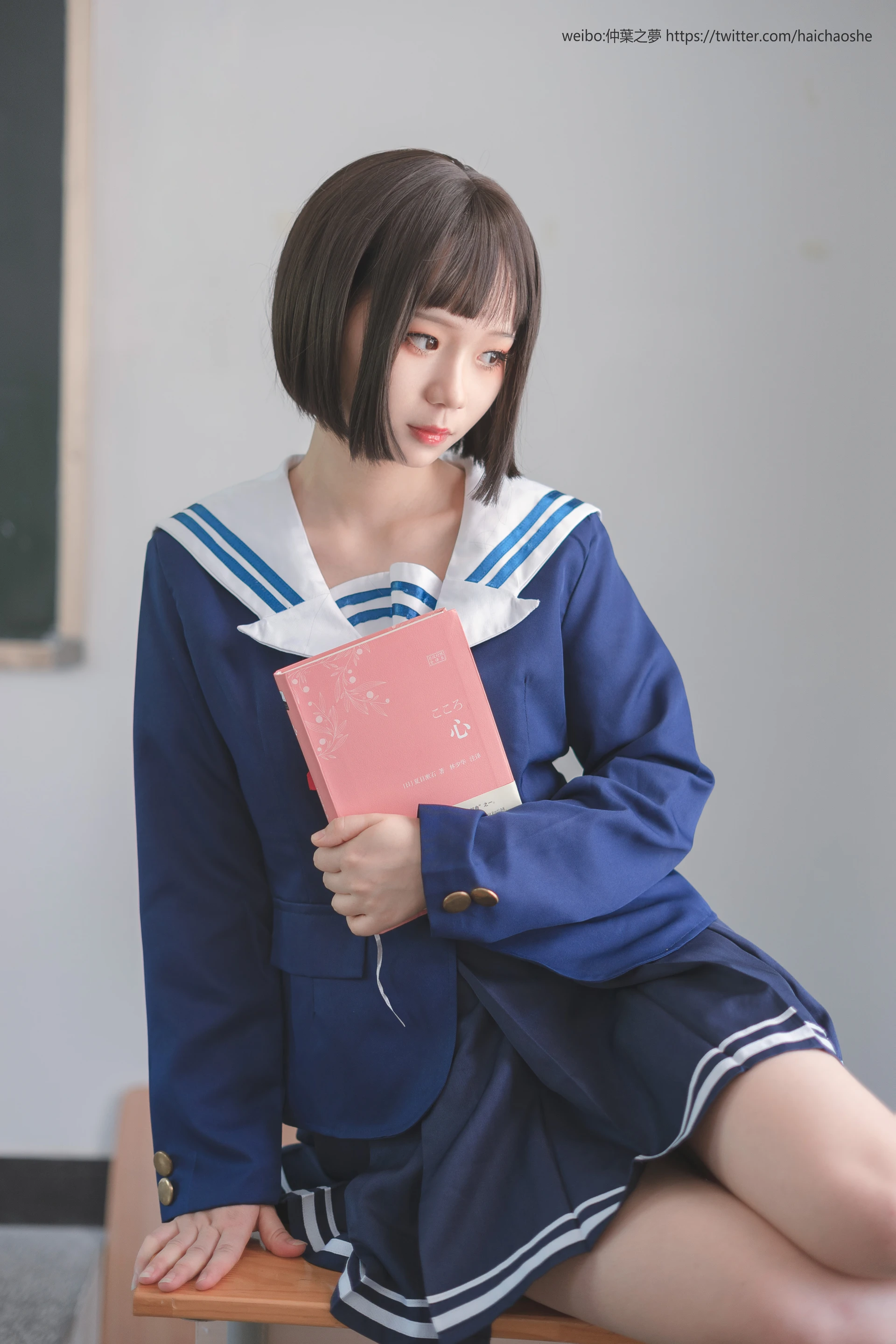 轻兰映画 Grand.013 [71P-391M]校服, 美腿, 美足, 轻兰映画, 黑丝