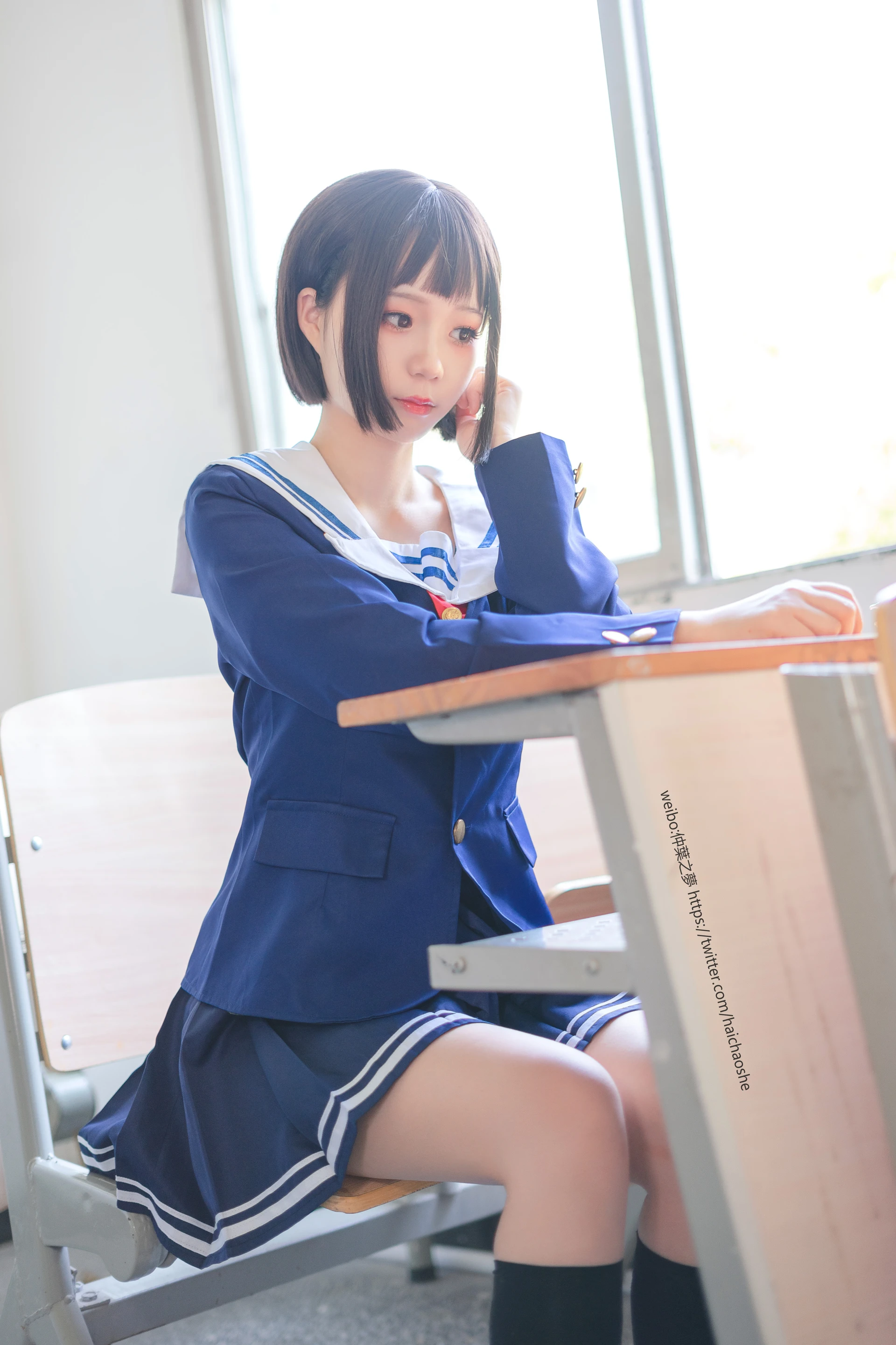 轻兰映画 Grand.013 [71P-391M]校服, 美腿, 美足, 轻兰映画, 黑丝