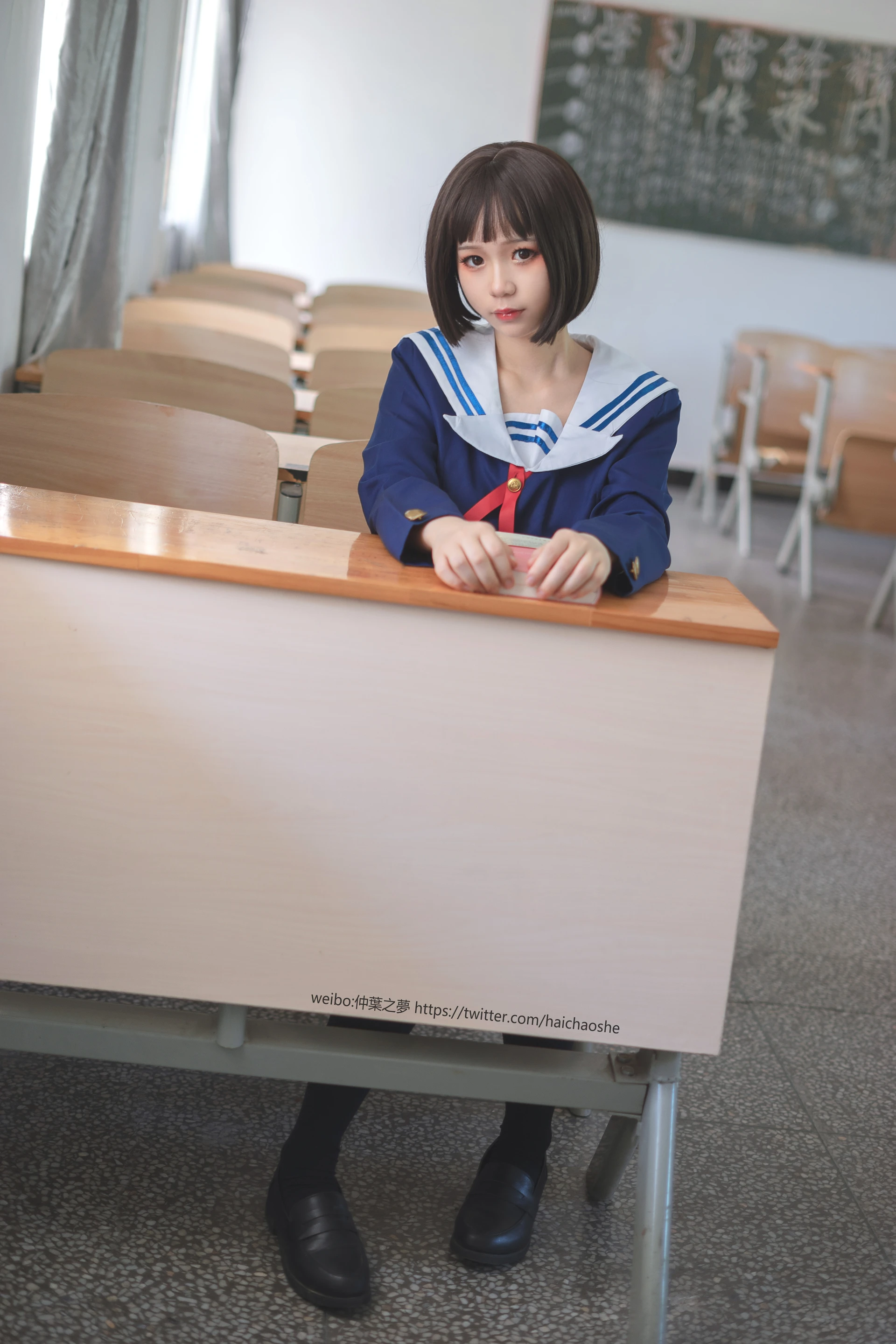 轻兰映画 Grand.013 [71P-391M]校服, 美腿, 美足, 轻兰映画, 黑丝