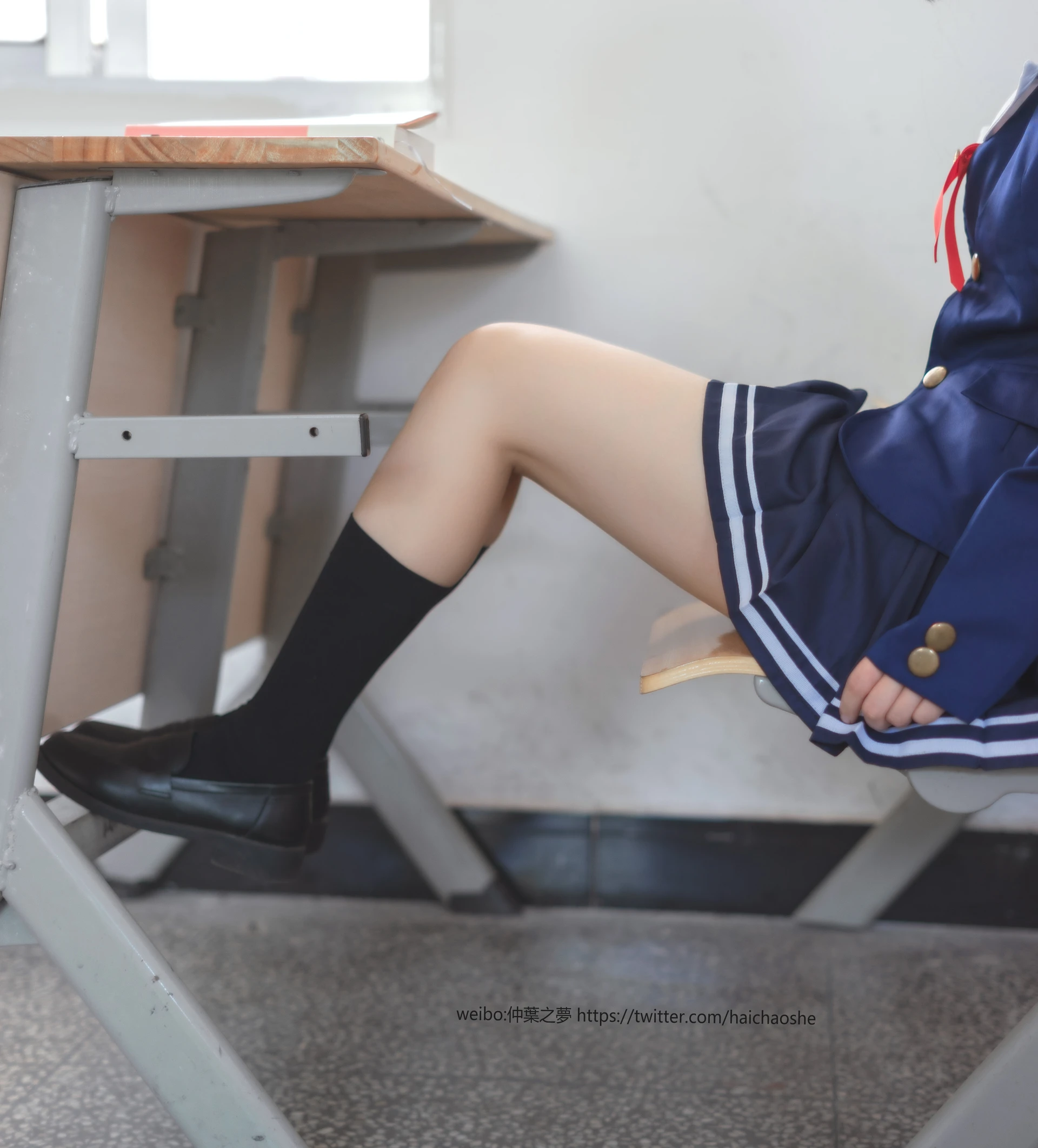 轻兰映画 Grand.013 [71P-391M]校服, 美腿, 美足, 轻兰映画, 黑丝