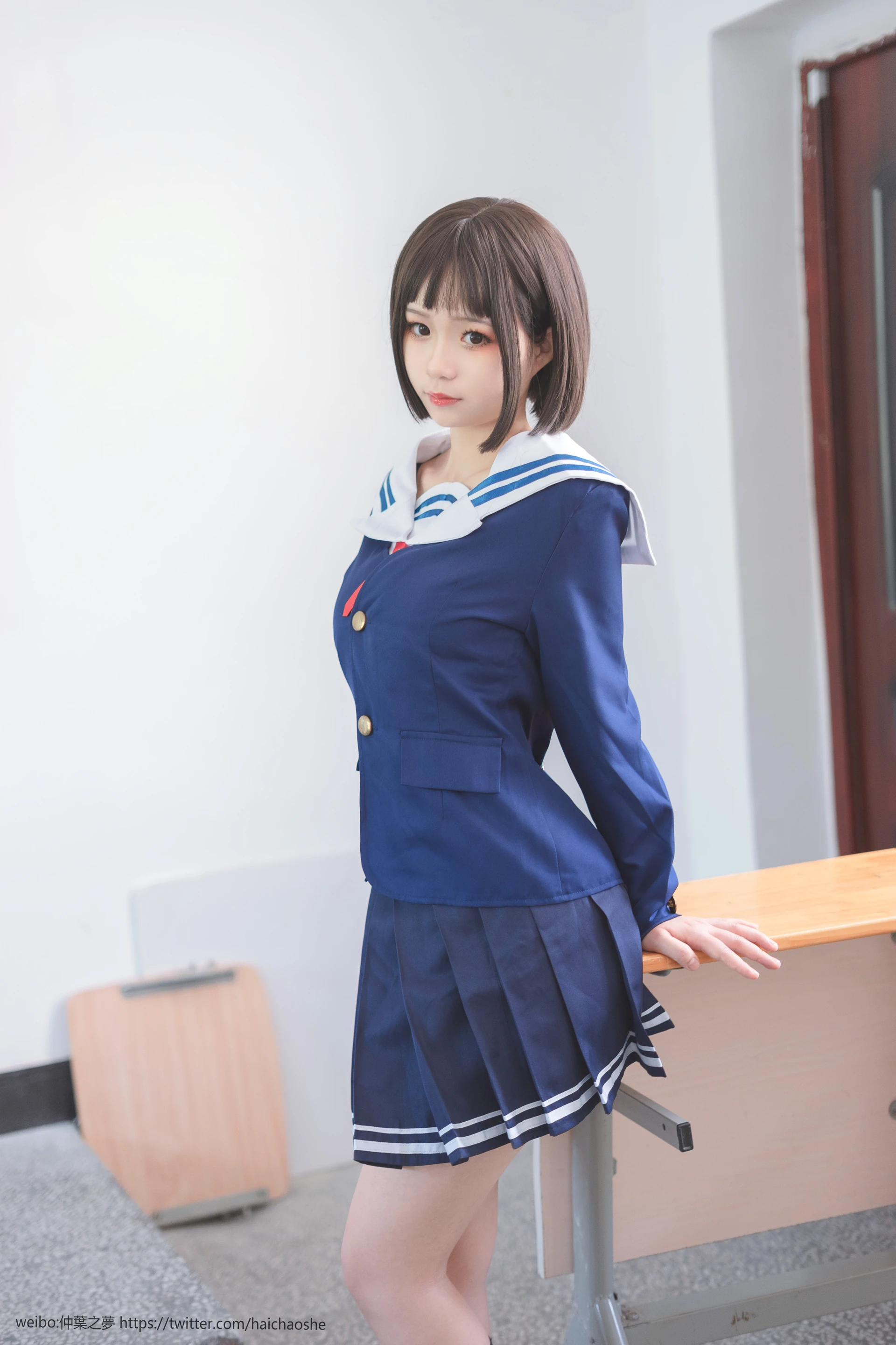 轻兰映画 Grand.013 [71P-391M]校服, 美腿, 美足, 轻兰映画, 黑丝