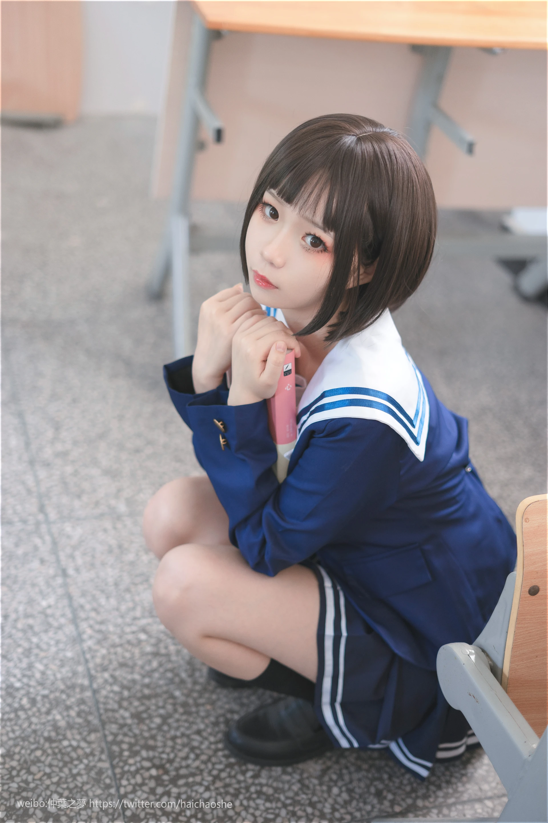 轻兰映画 Grand.013 [71P-391M]校服, 美腿, 美足, 轻兰映画, 黑丝