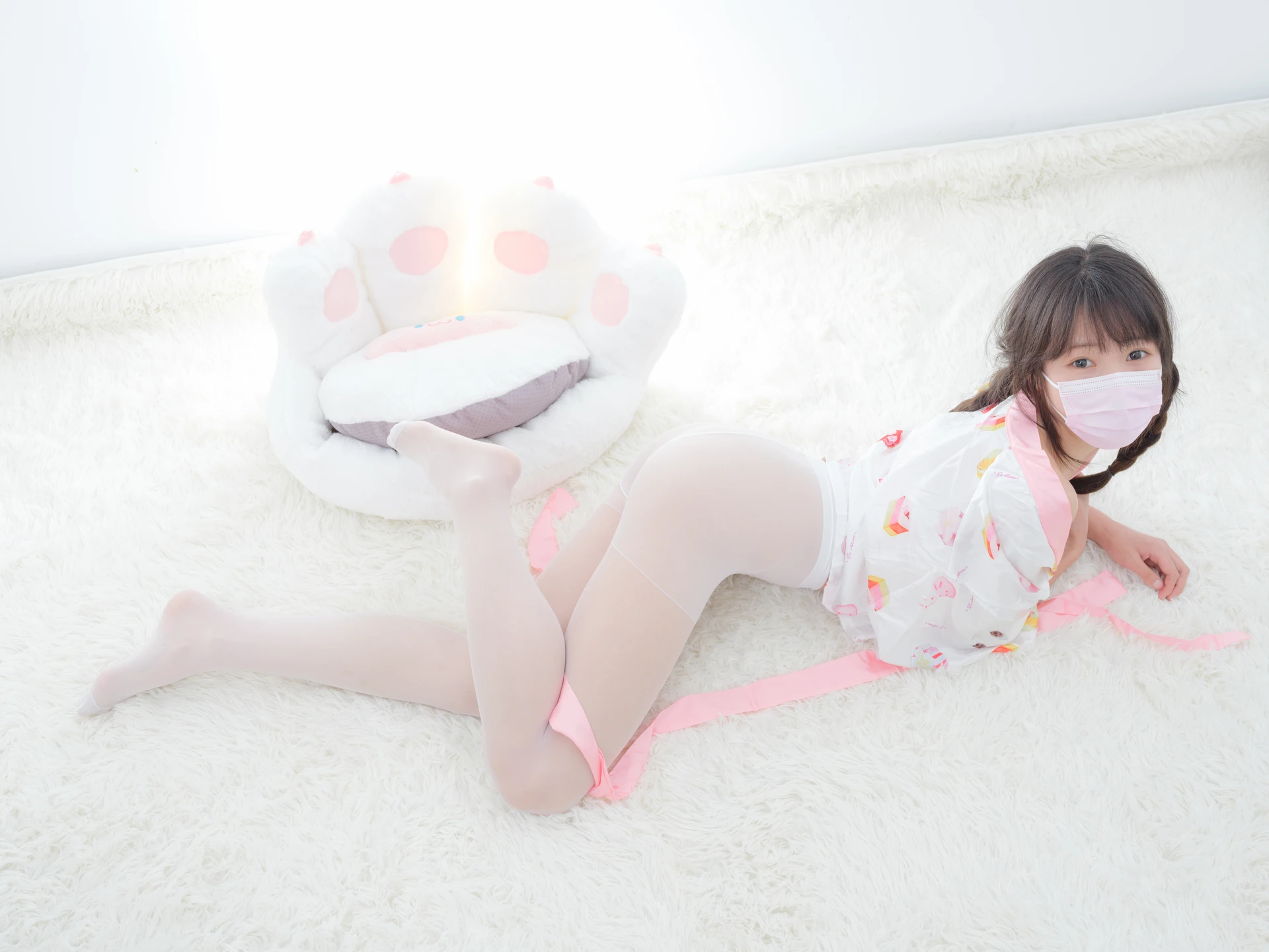 森萝财团 春雪-03E 4K 白丝双马尾睡衣 [112P2V-5.6GB]