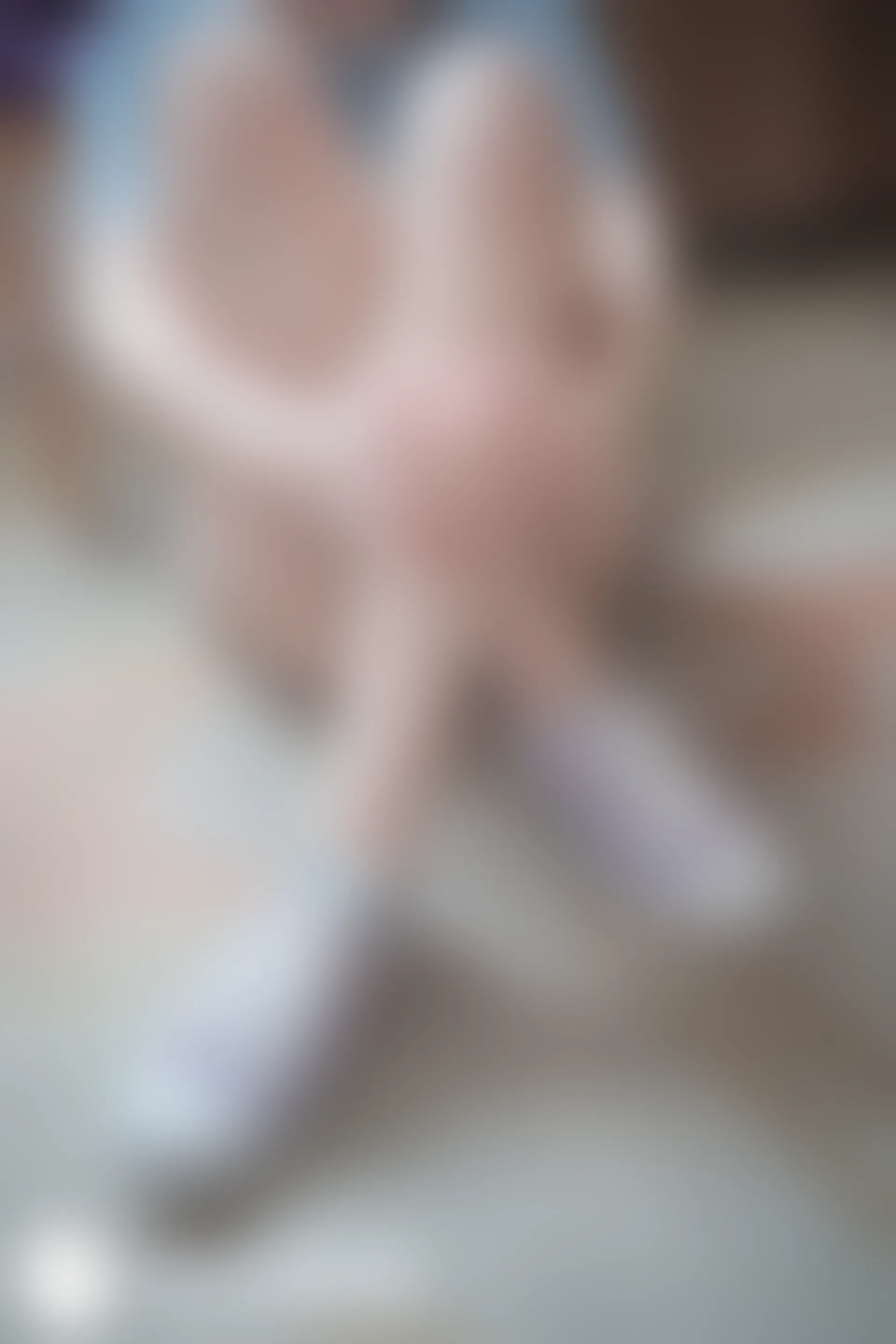 C33.005 妹妹的果腿 [40P-79MB]