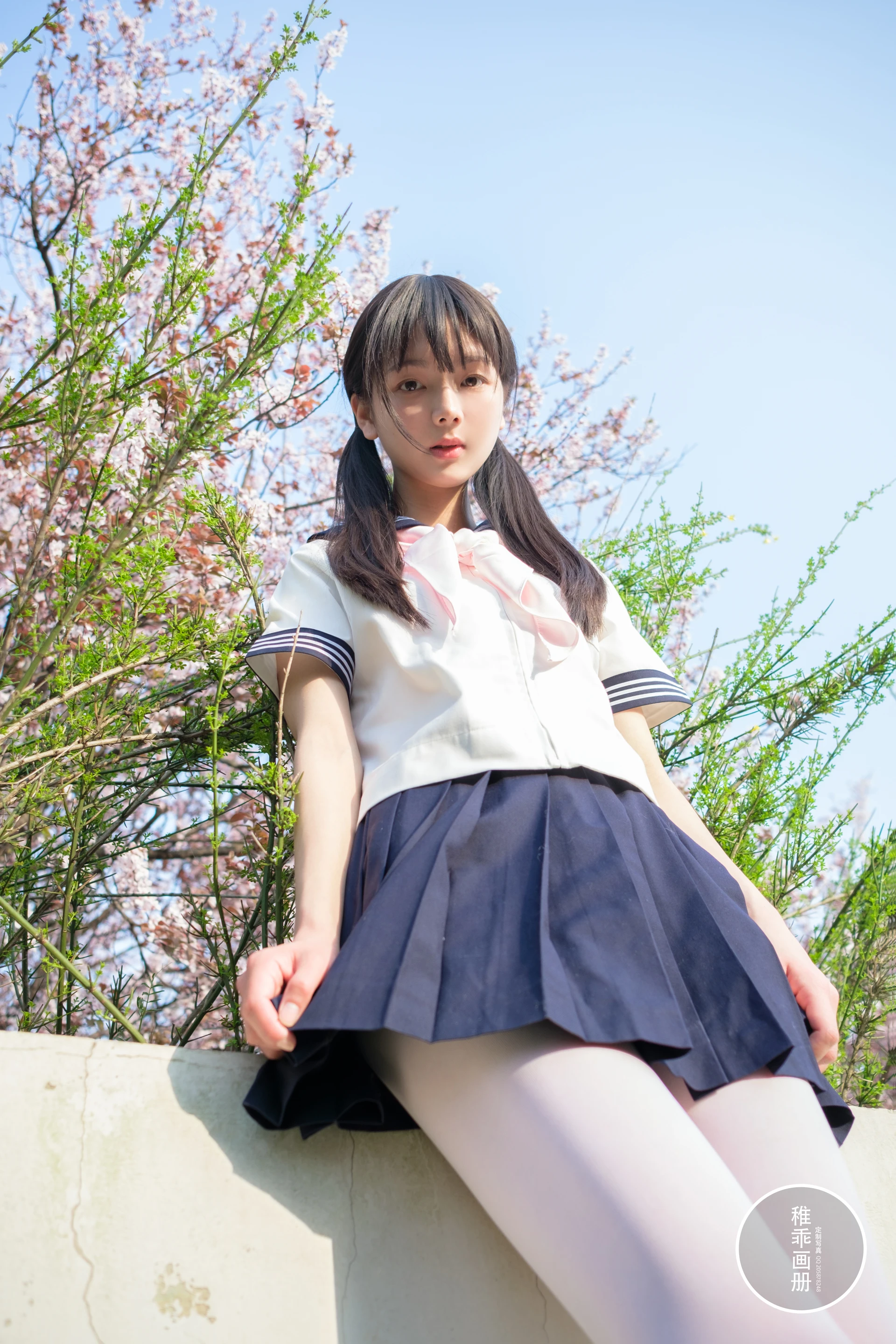 稚乖画册《单车郊游》赤西夜夜 白丝JK制服双马尾 [85P1V-3.87GB]JK制服, 双马尾, 白丝, 稚乖画册, 美腿, 美足, 赤西夜夜