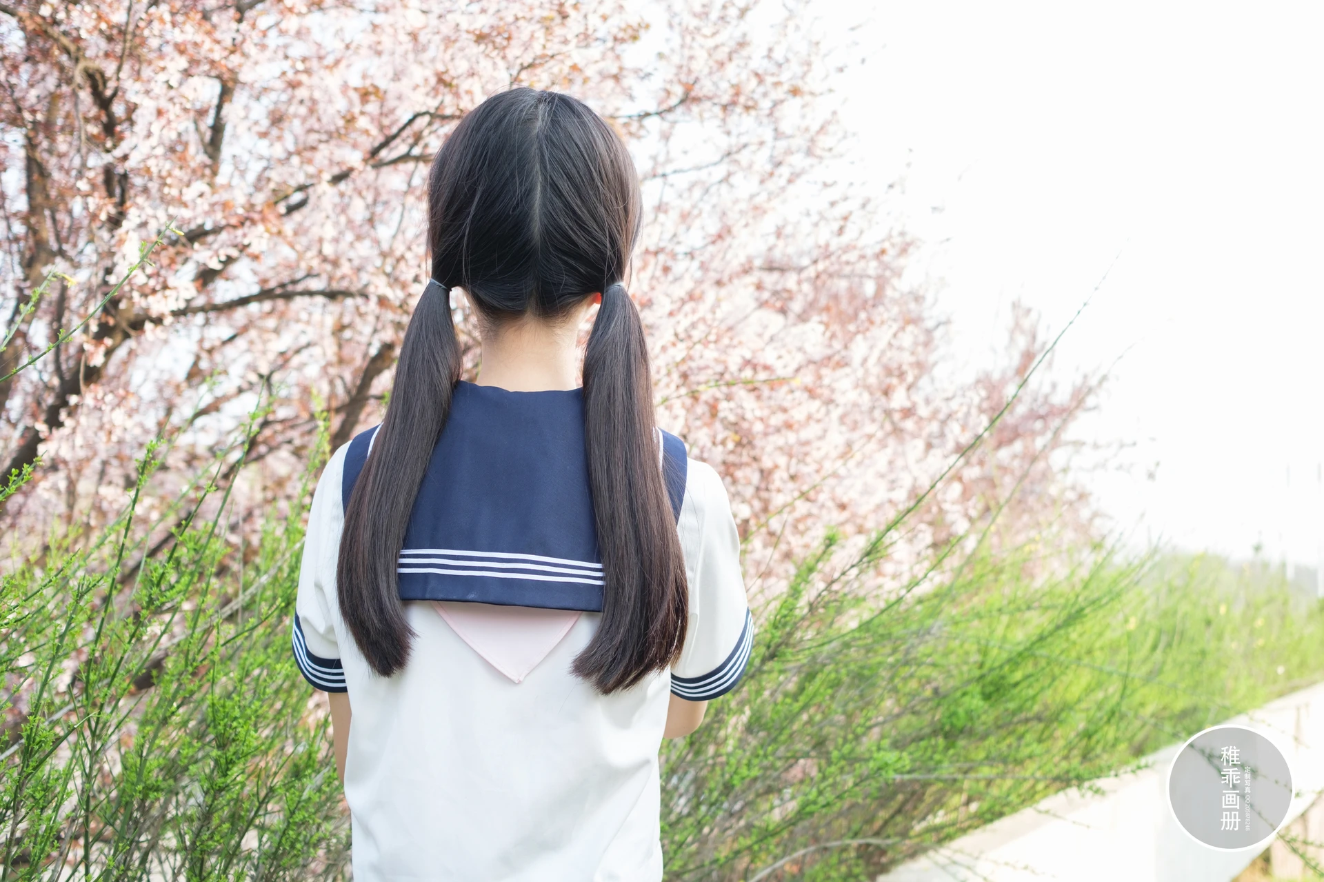 稚乖画册《单车郊游》赤西夜夜 白丝JK制服双马尾 [85P1V-3.87GB]JK制服, 双马尾, 白丝, 稚乖画册, 美腿, 美足, 赤西夜夜