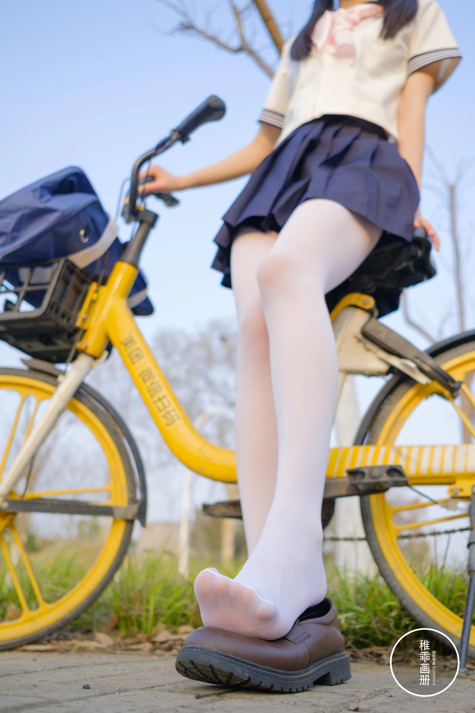 稚乖画册《单车郊游》赤西夜夜 白丝JK制服双马尾 [85P1V-3.87GB]JK制服, 双马尾, 白丝, 稚乖画册, 美腿, 美足, 赤西夜夜