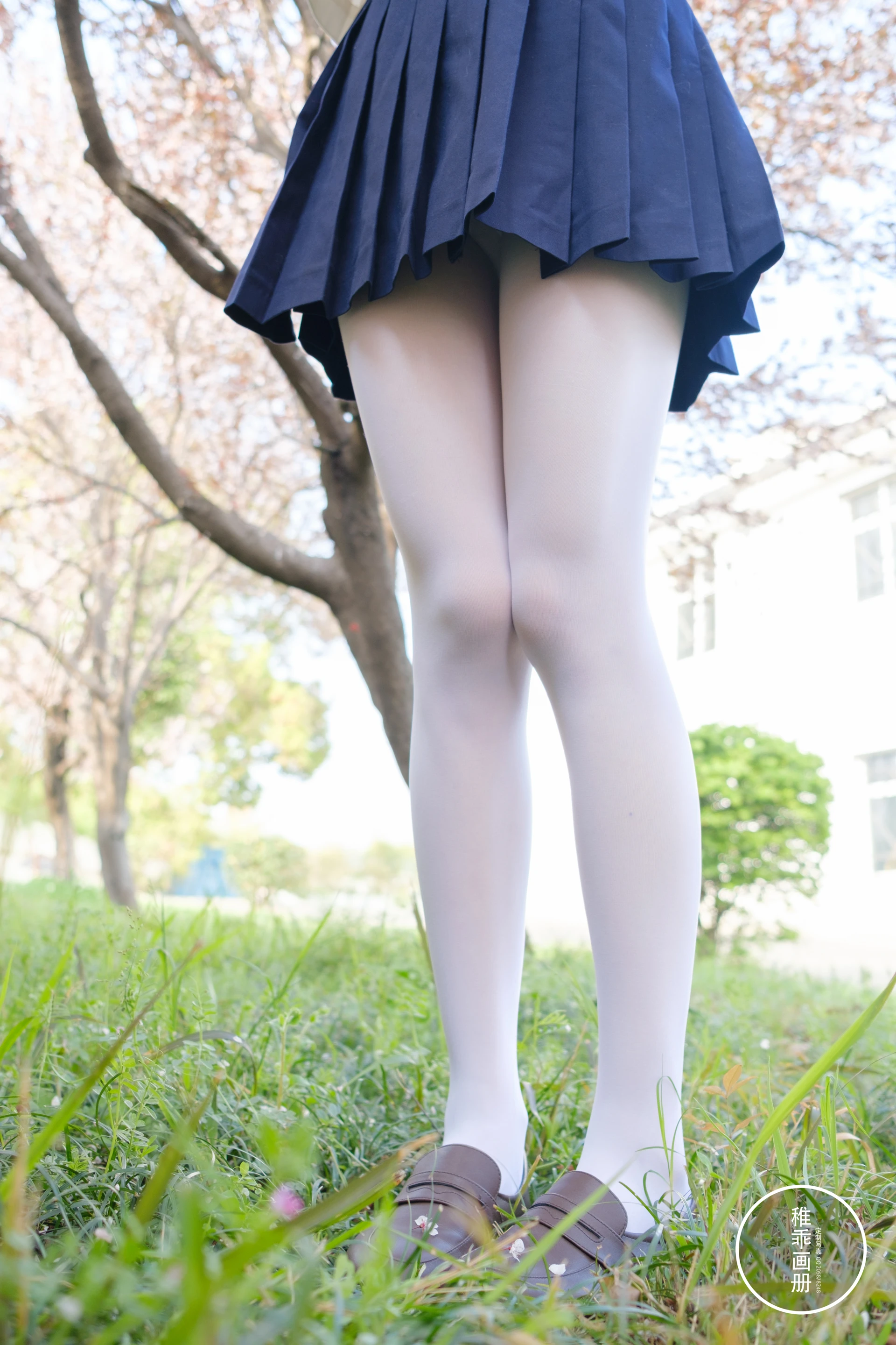 稚乖画册《单车郊游》赤西夜夜 白丝JK制服双马尾 [85P1V-3.87GB]JK制服, 双马尾, 白丝, 稚乖画册, 美腿, 美足, 赤西夜夜