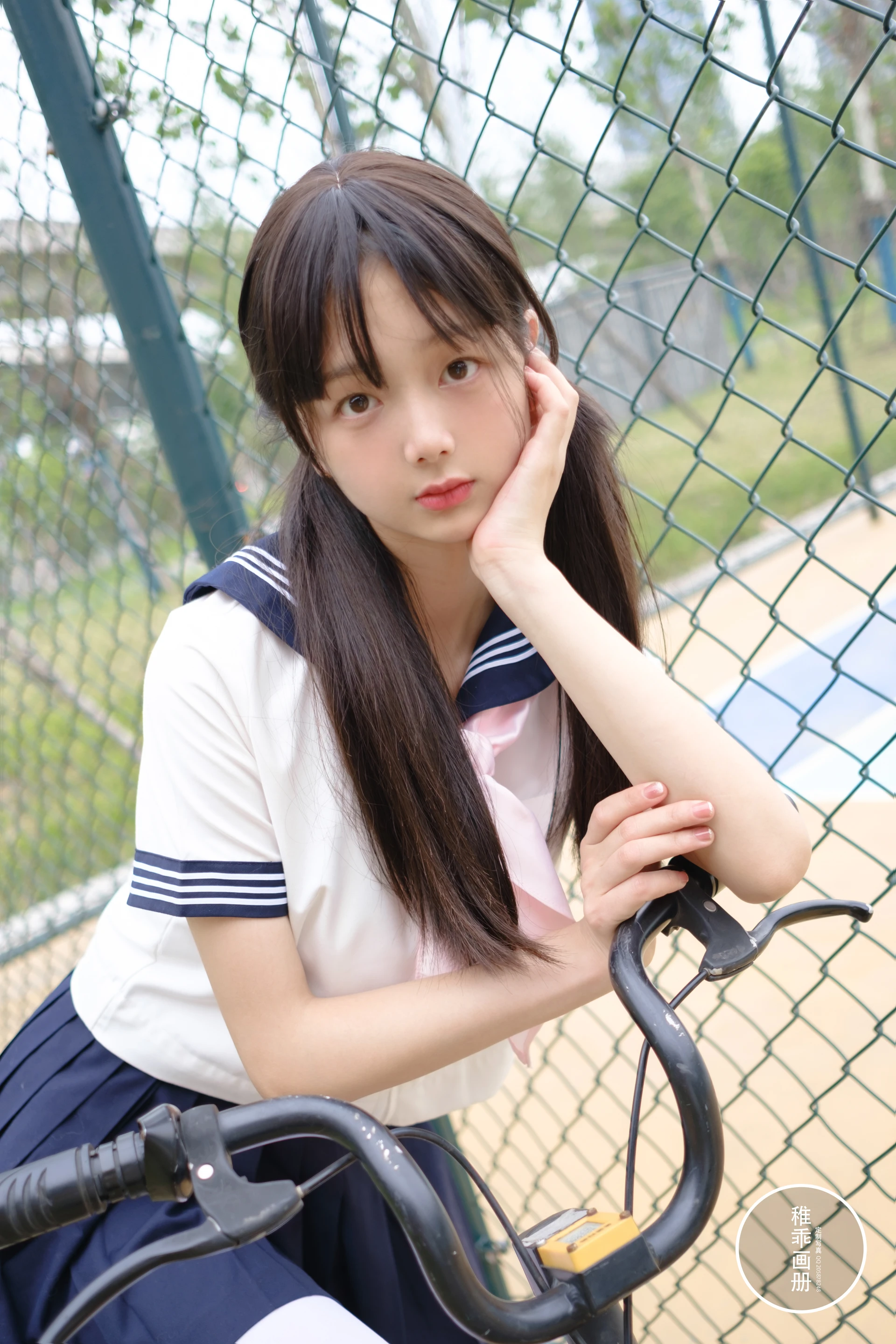 稚乖画册《单车郊游》赤西夜夜 白丝JK制服双马尾 [85P1V-3.87GB]JK制服, 双马尾, 白丝, 稚乖画册, 美腿, 美足, 赤西夜夜