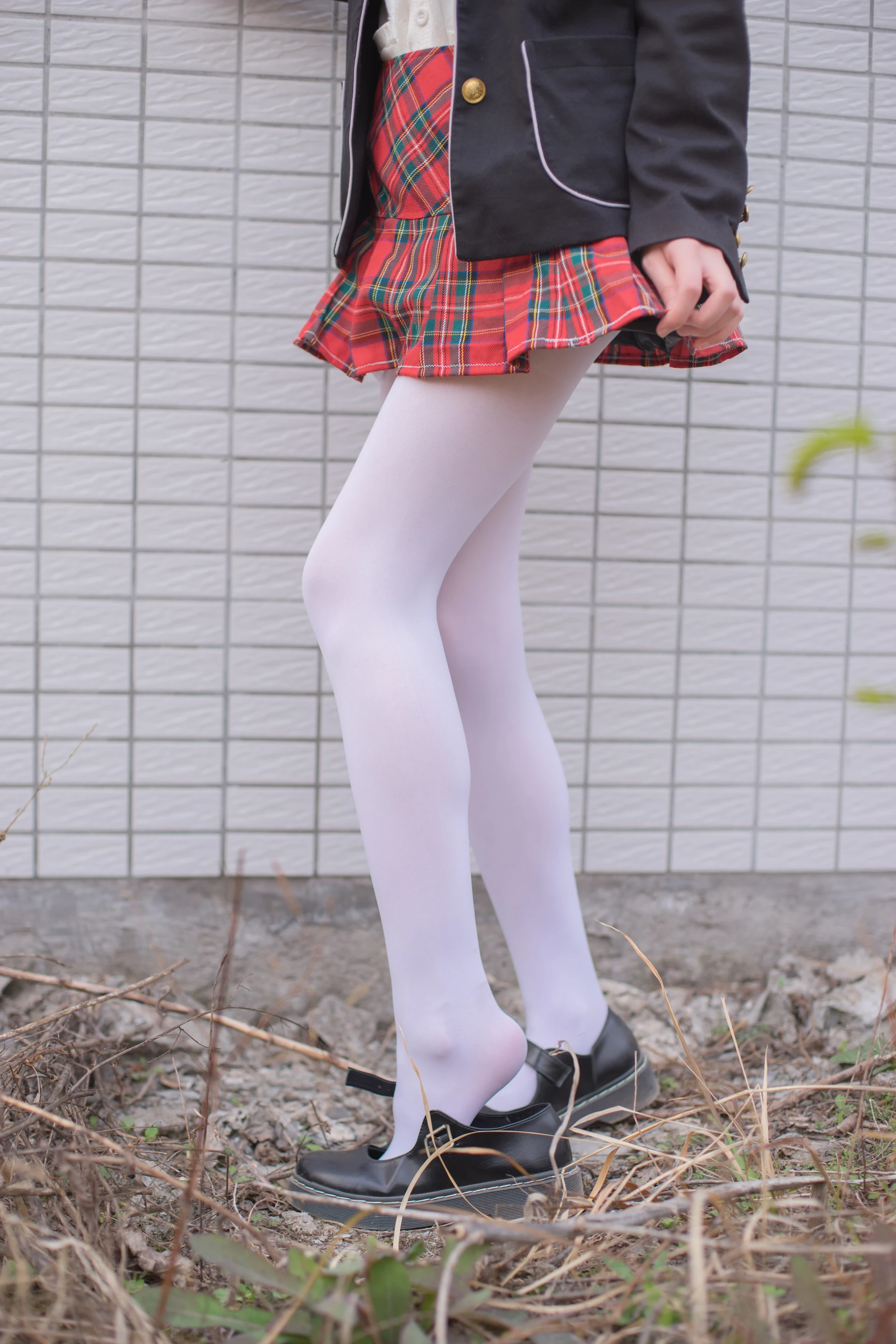 轻兰映画 VOL.016 [75P-942M]可爱, 校服, 白丝, 美腿, 美足, 轻兰映画