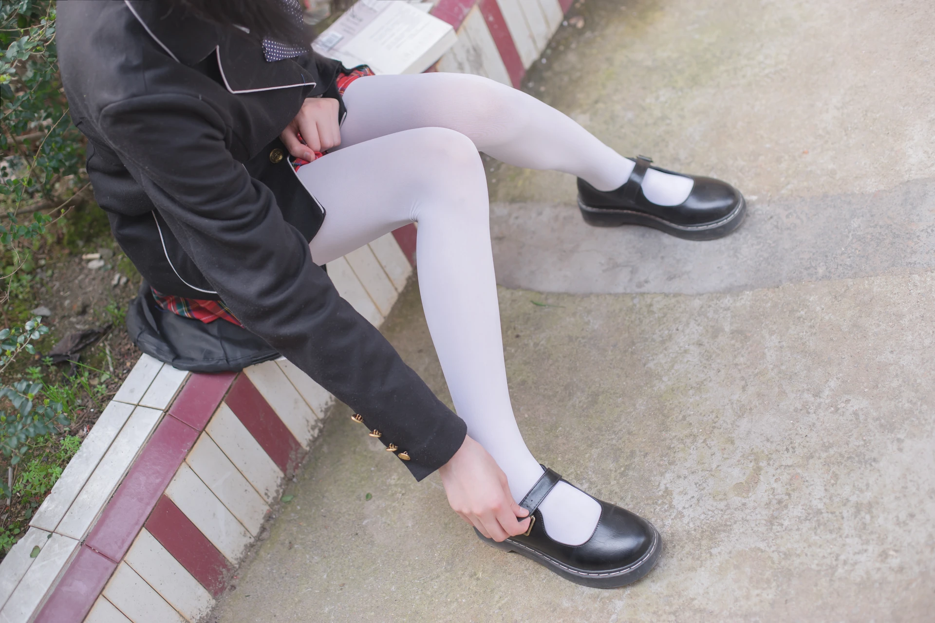 轻兰映画 VOL.016 [75P-942M]可爱, 校服, 白丝, 美腿, 美足, 轻兰映画