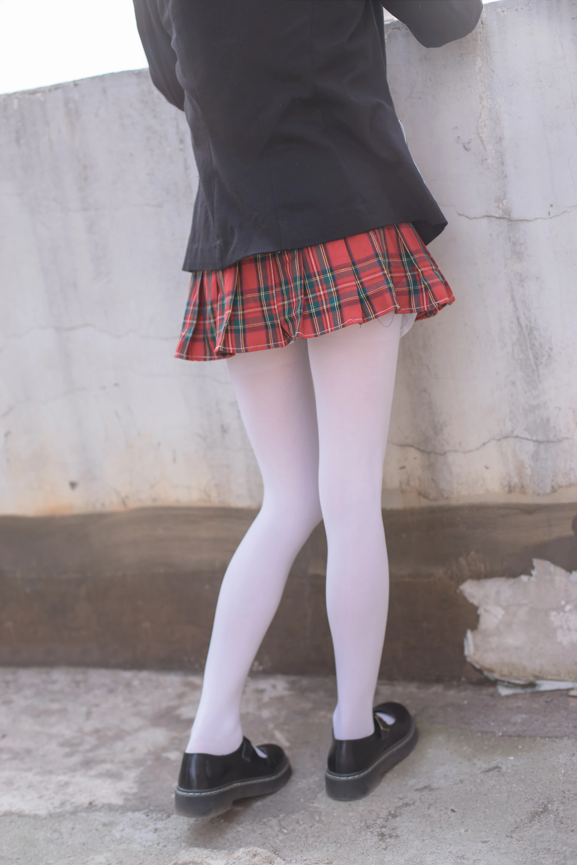 轻兰映画 VOL.016 [75P-942M]可爱, 校服, 白丝, 美腿, 美足, 轻兰映画