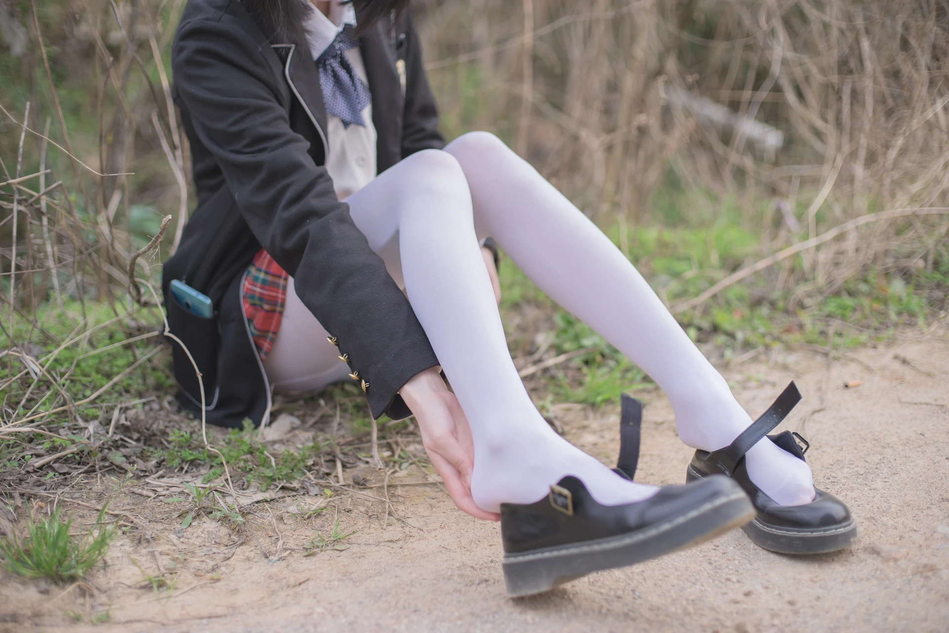 轻兰映画 VOL.016 [75P-942M]可爱, 校服, 白丝, 美腿, 美足, 轻兰映画