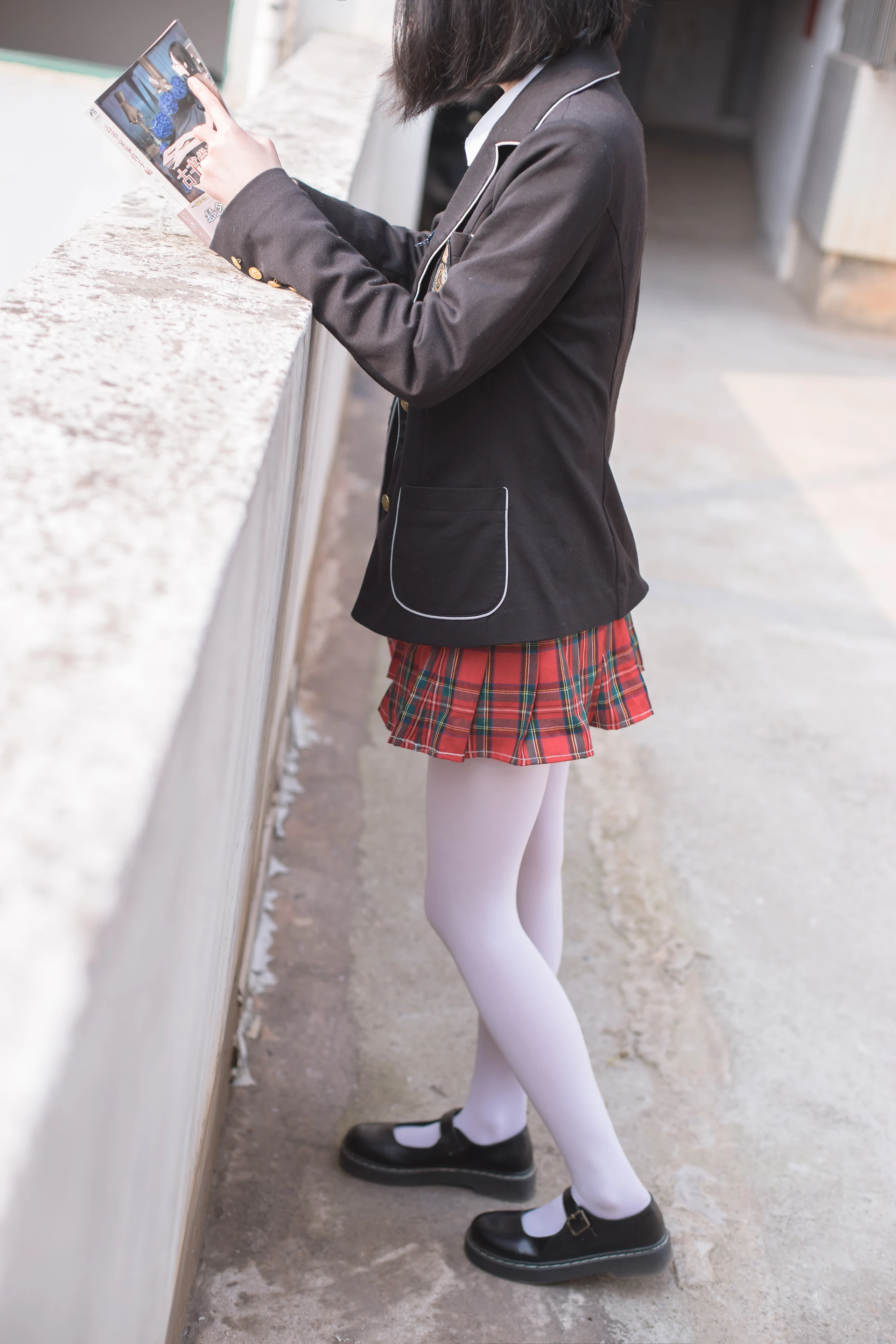 轻兰映画 VOL.016 [75P-942M]可爱, 校服, 白丝, 美腿, 美足, 轻兰映画