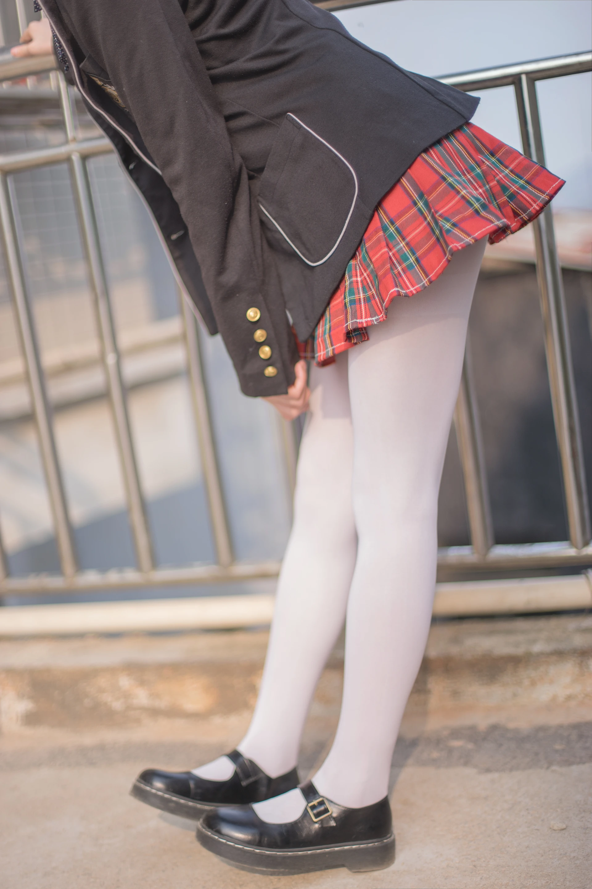 轻兰映画 VOL.016 [75P-942M]可爱, 校服, 白丝, 美腿, 美足, 轻兰映画