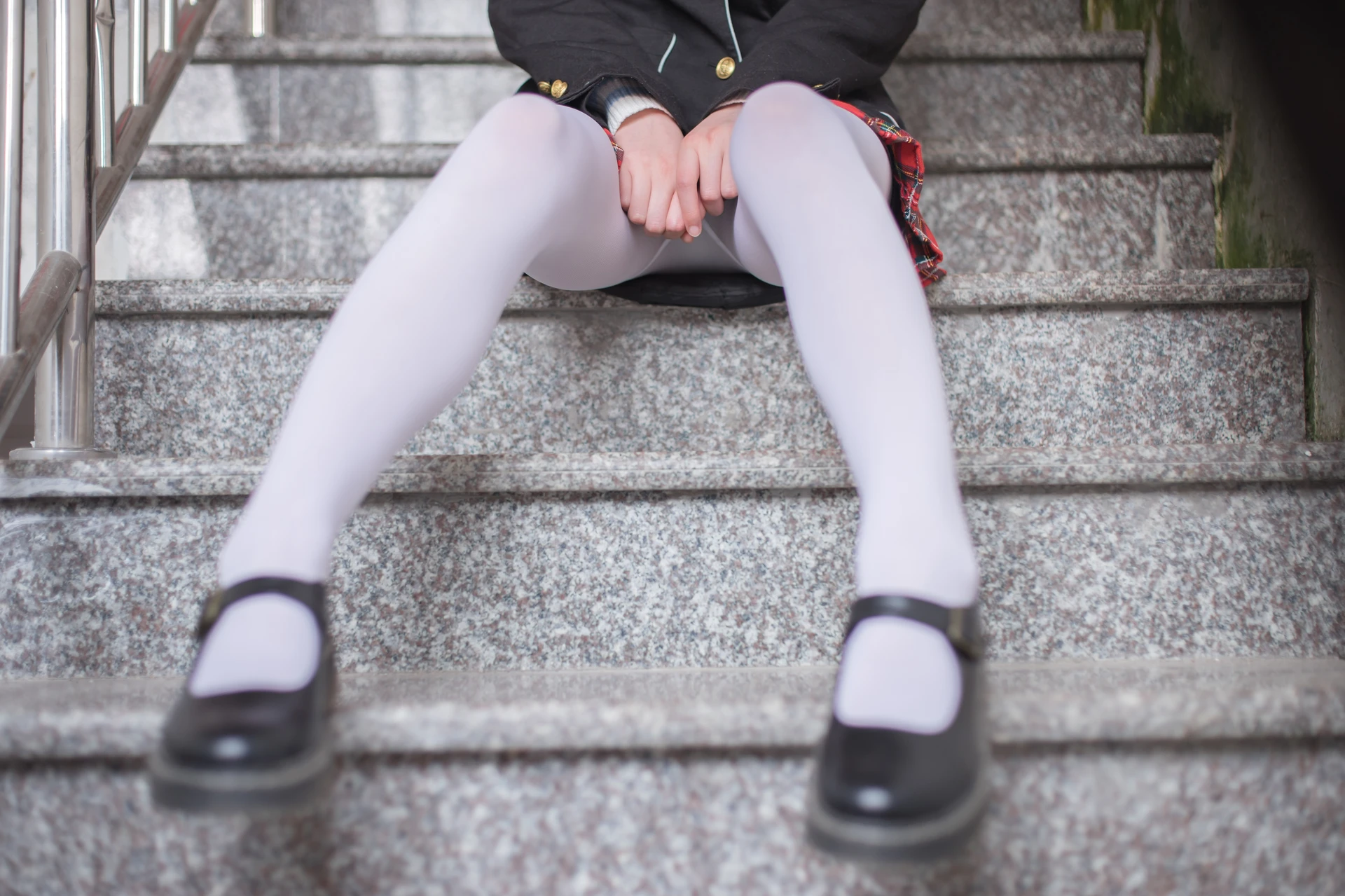 轻兰映画 VOL.016 [75P-942M]可爱, 校服, 白丝, 美腿, 美足, 轻兰映画