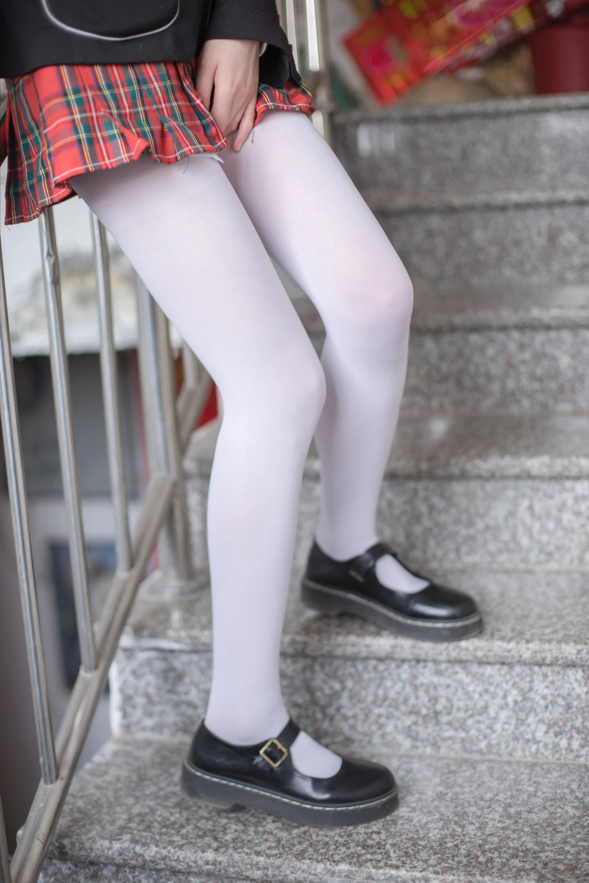 轻兰映画 VOL.016 [75P-942M]可爱, 校服, 白丝, 美腿, 美足, 轻兰映画