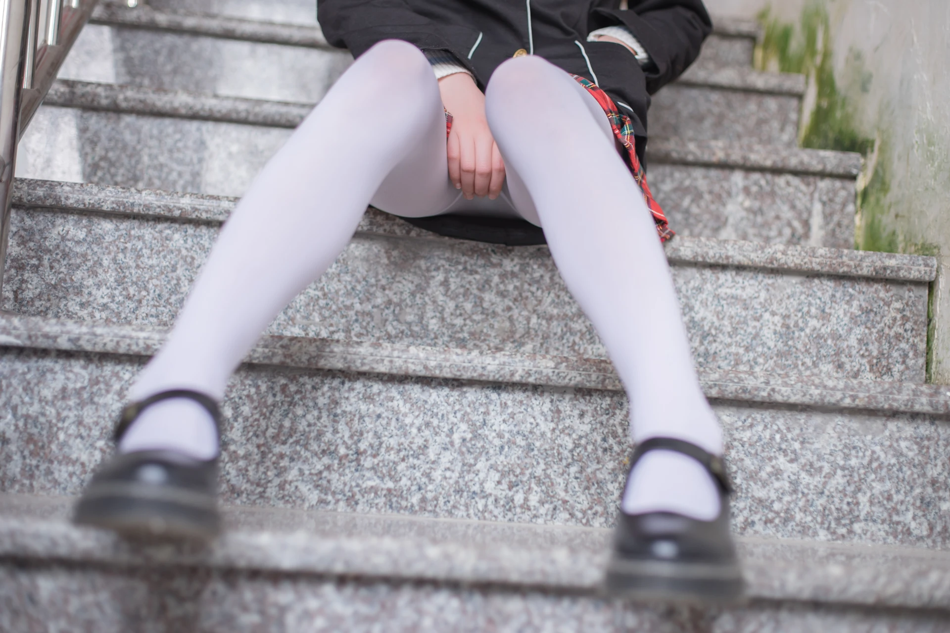 轻兰映画 VOL.016 [75P-942M]可爱, 校服, 白丝, 美腿, 美足, 轻兰映画