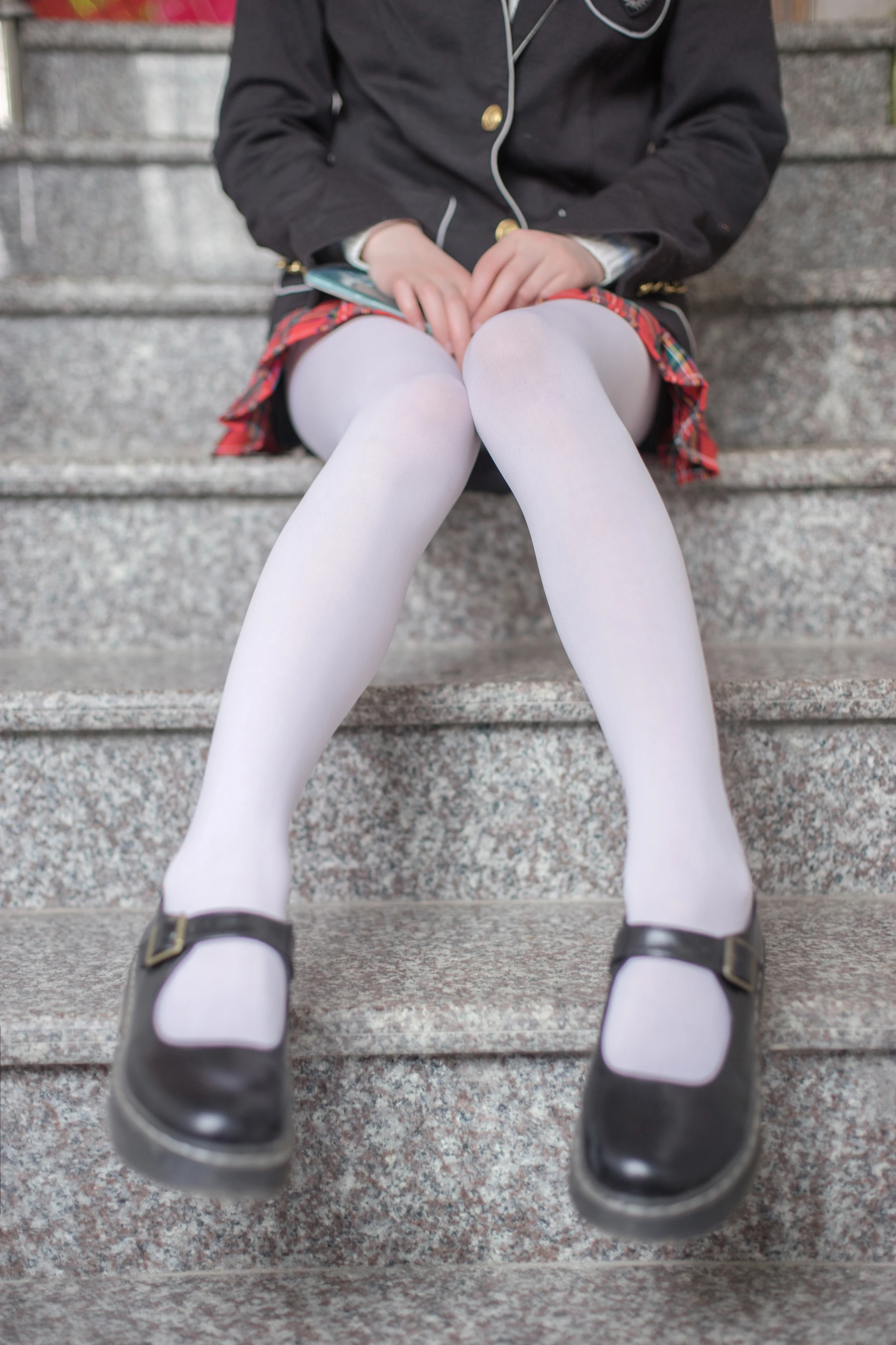 轻兰映画 VOL.016 [75P-942M]可爱, 校服, 白丝, 美腿, 美足, 轻兰映画