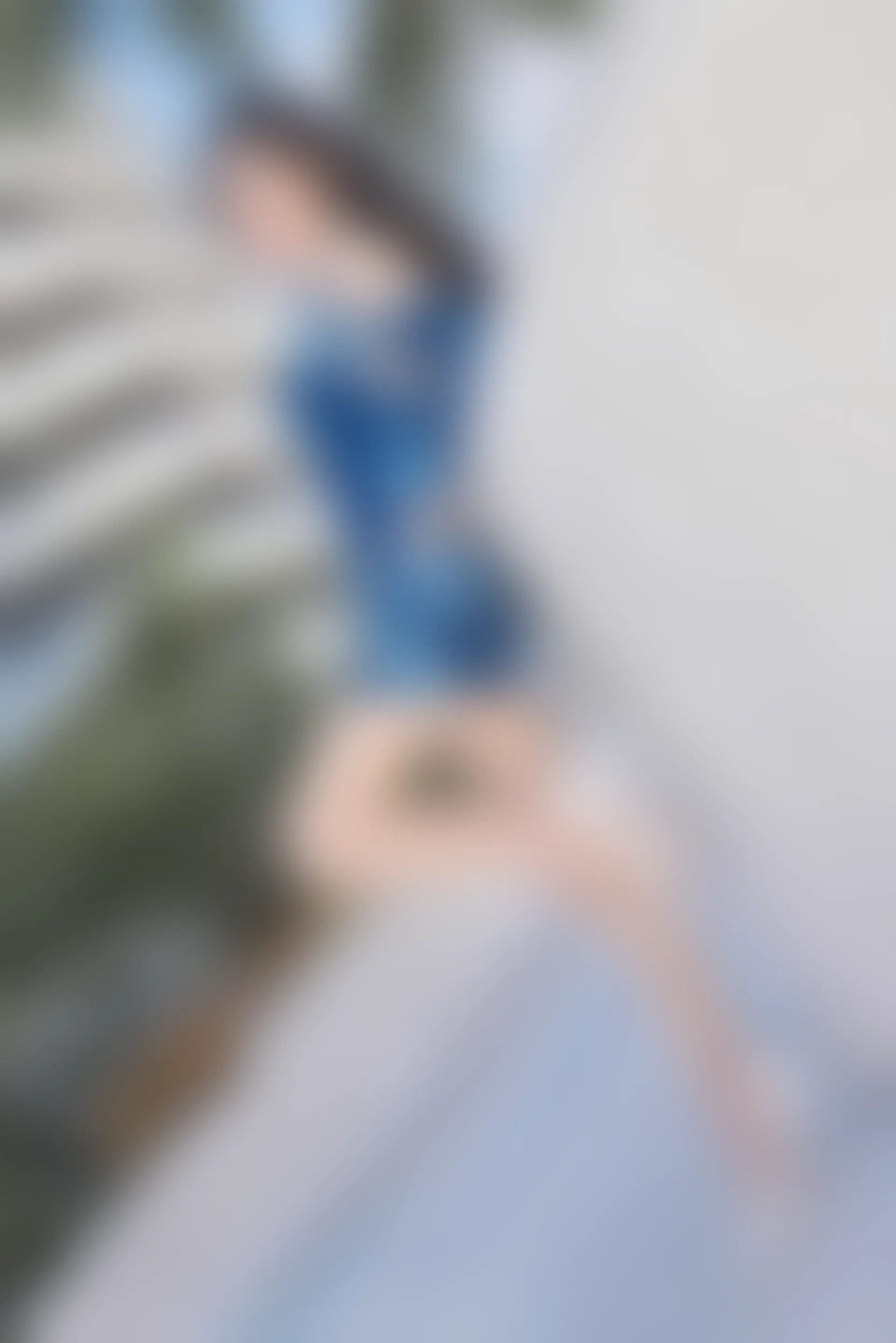 XiuRen秀人网 2022.02.09 No.4563 周于希Sally 三亚旅拍[73+1P 744MB]