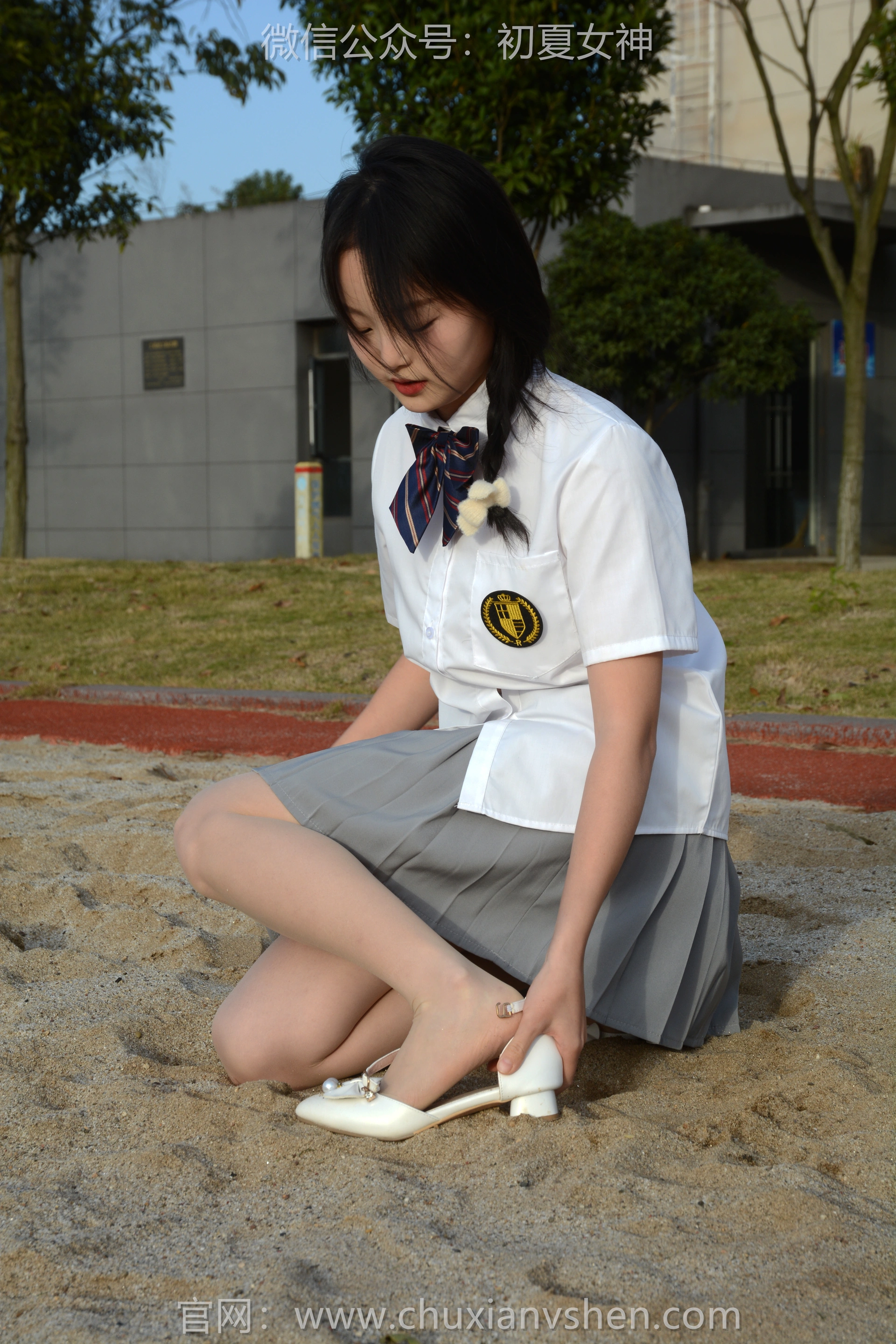 初夏女神 NO.107 双双 秋季玩沙[142P+1V／3.76GB]