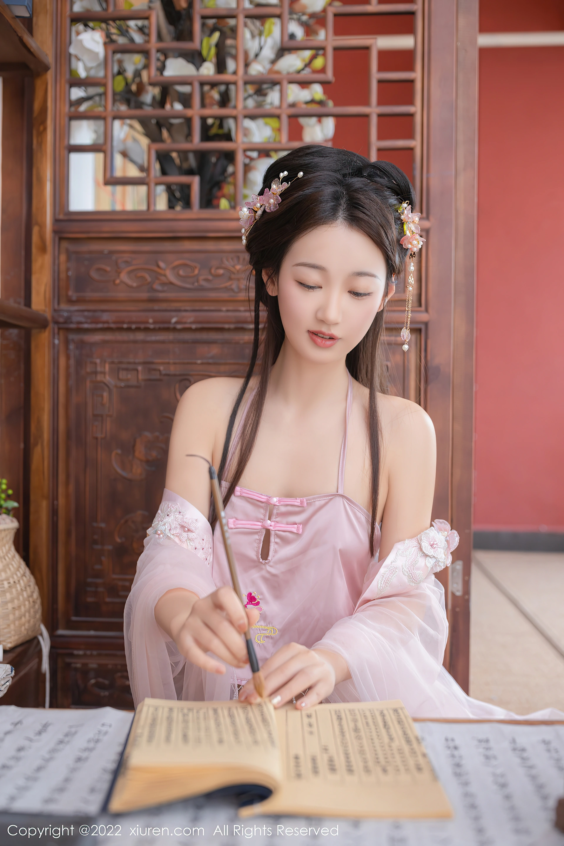 XiuRen秀人网 2022.03.21 No.4749 唐安琪 古装美腿[76+1P 725MB]