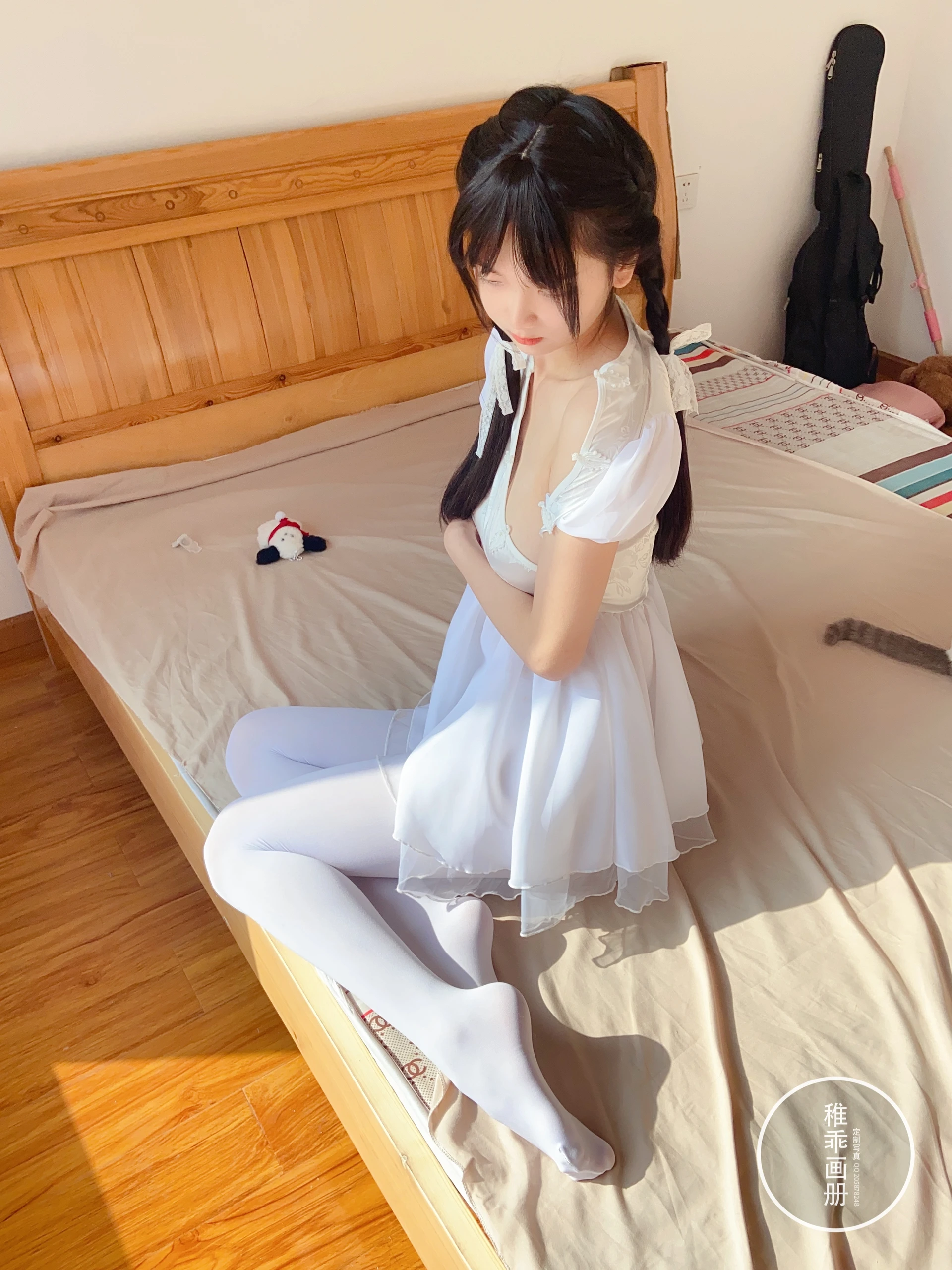 稚乖画册 赤西夜夜《嬉戏》双马尾80D白丝 [74P1V-368MB]双马尾, 白丝, 稚乖画册, 美腿, 美足, 赤西夜夜
