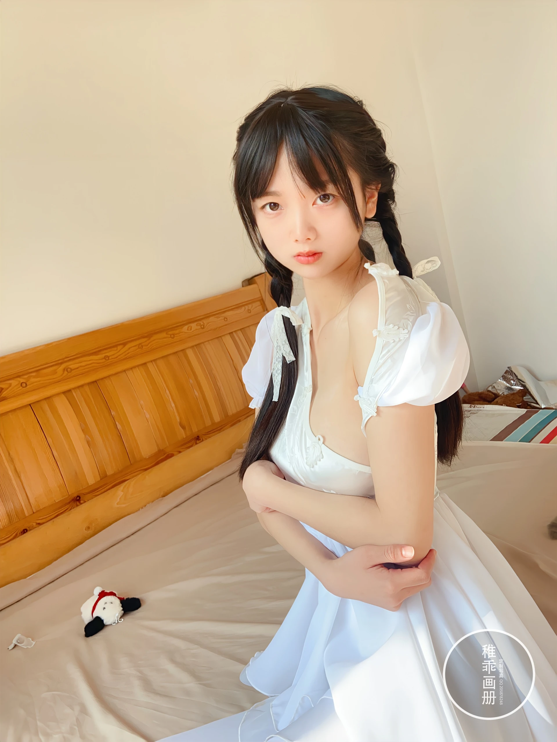 稚乖画册 赤西夜夜《嬉戏》双马尾80D白丝 [74P1V-368MB]双马尾, 白丝, 稚乖画册, 美腿, 美足, 赤西夜夜