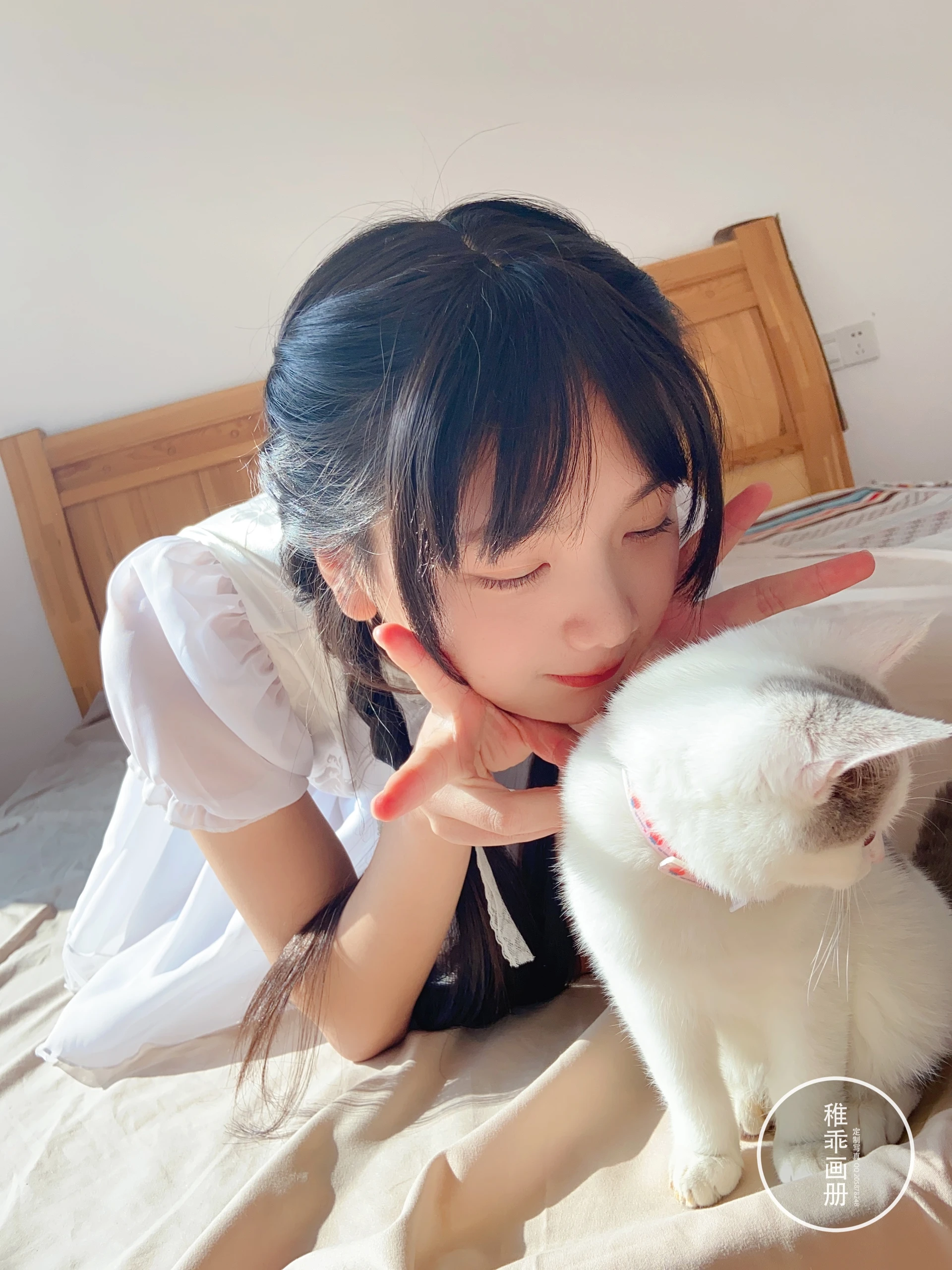 稚乖画册 赤西夜夜《嬉戏》双马尾80D白丝 [74P1V-368MB]双马尾, 白丝, 稚乖画册, 美腿, 美足, 赤西夜夜