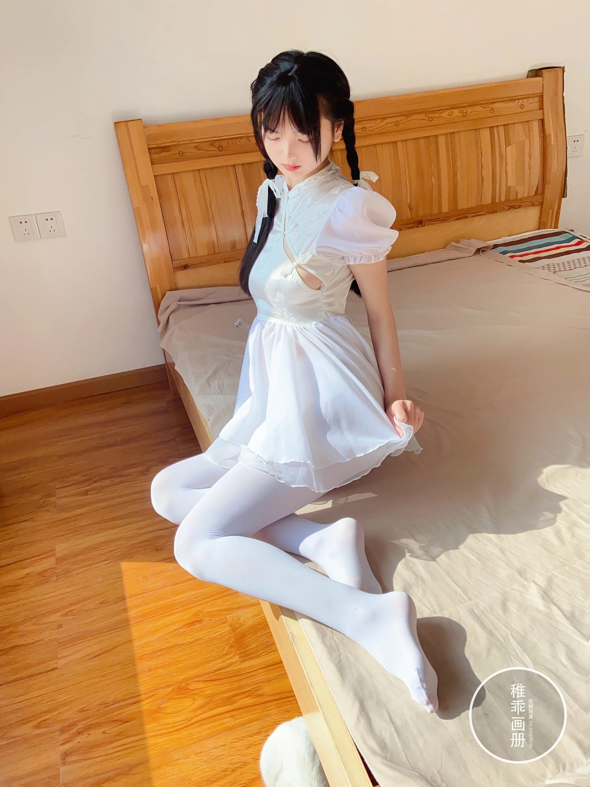 稚乖画册 赤西夜夜《嬉戏》双马尾80D白丝 [74P1V-368MB]双马尾, 白丝, 稚乖画册, 美腿, 美足, 赤西夜夜