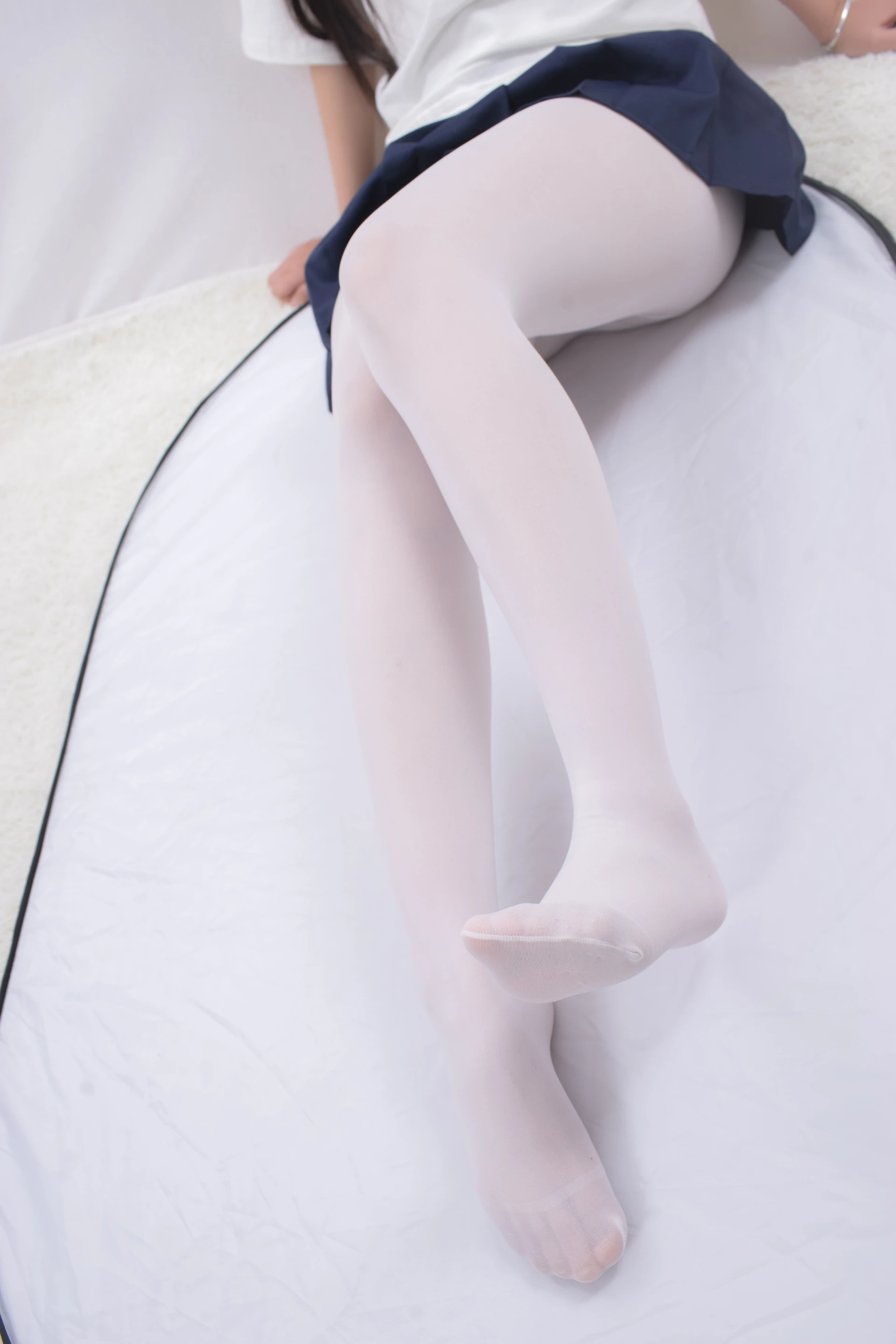 轻兰映画 VOL.009 [62P-528M]白丝, 美腿, 美足, 轻兰映画