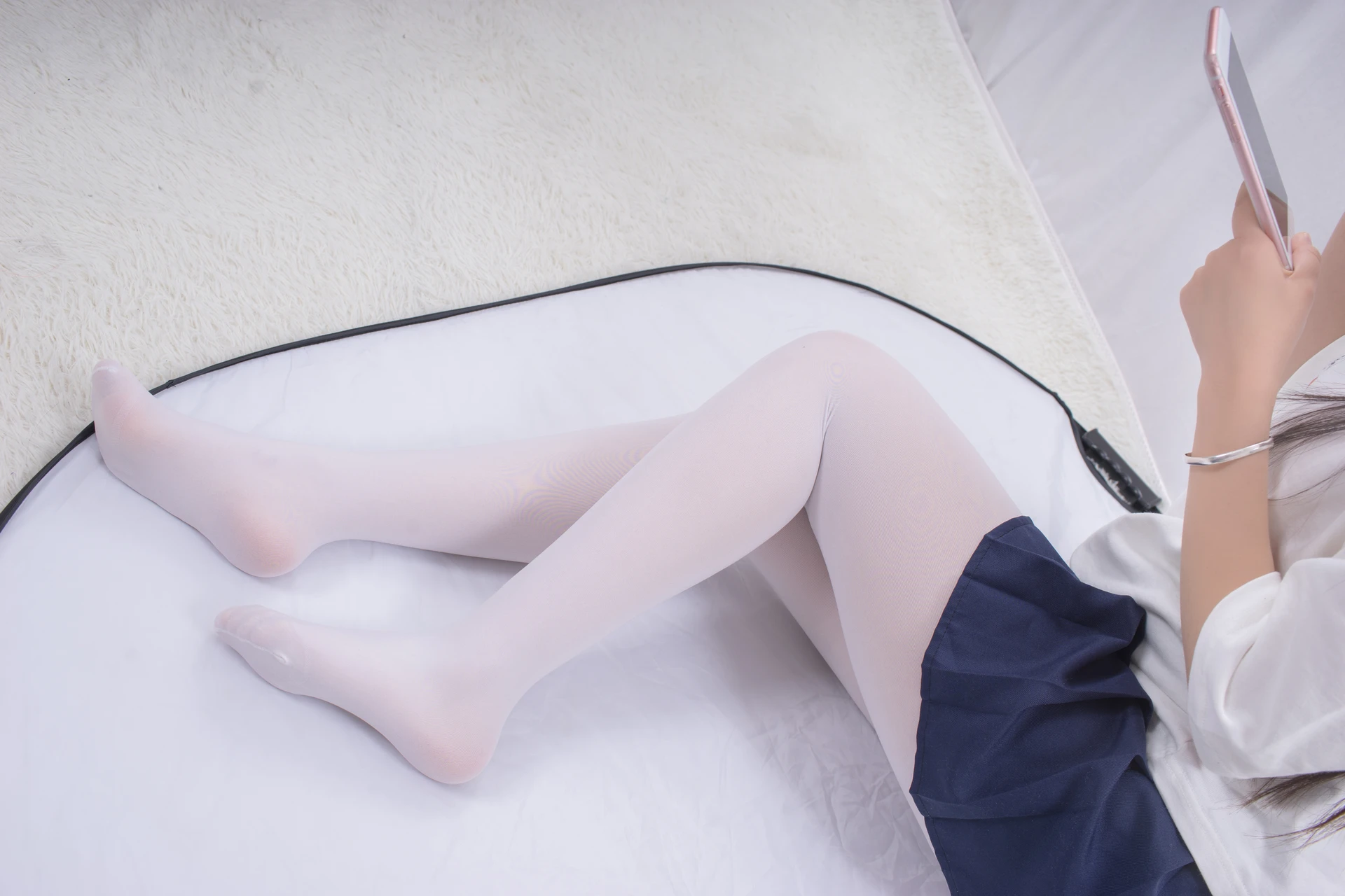 轻兰映画 VOL.009 [62P-528M]白丝, 美腿, 美足, 轻兰映画