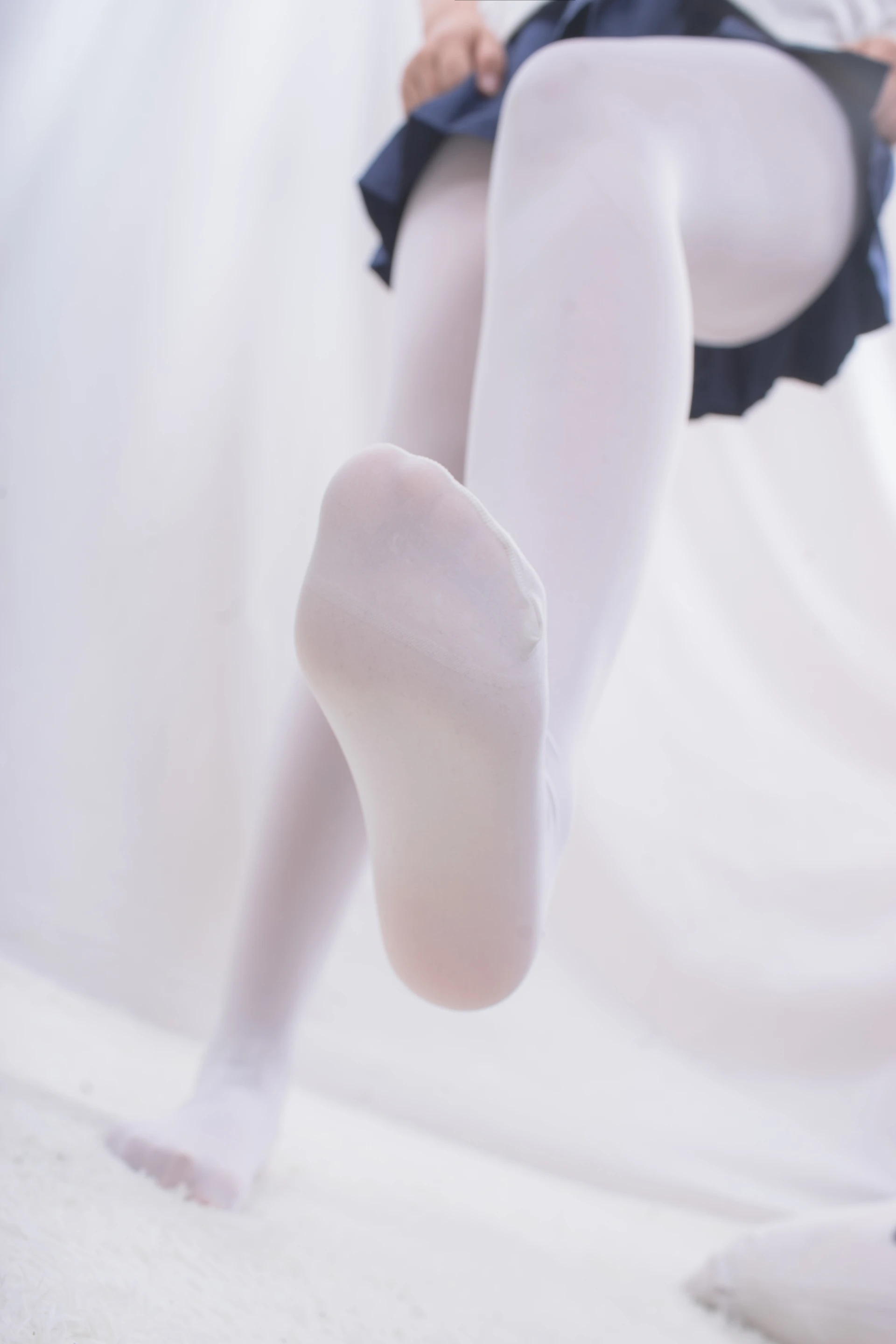 轻兰映画 VOL.009 [62P-528M]白丝, 美腿, 美足, 轻兰映画