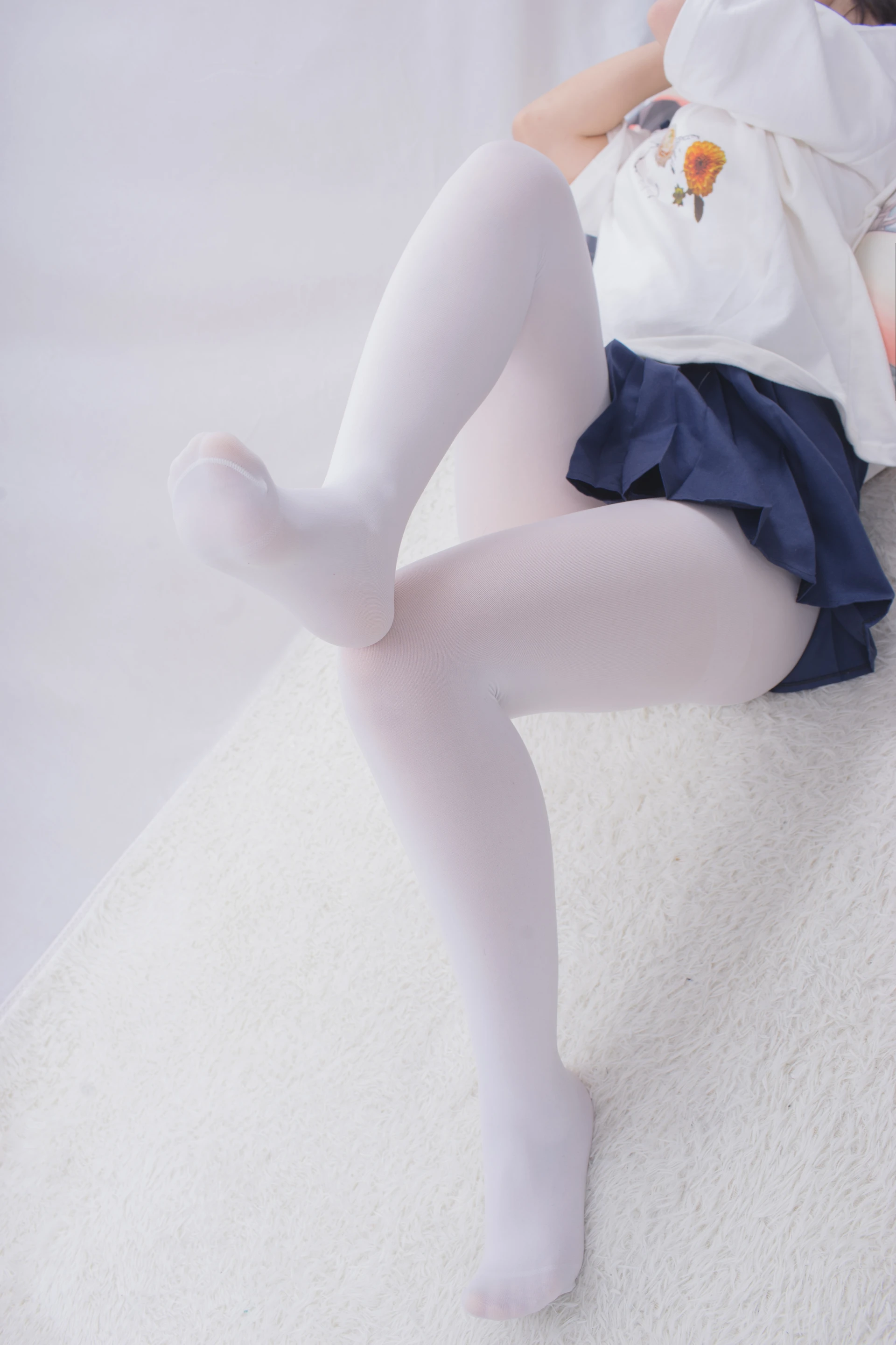 轻兰映画 VOL.009 [62P-528M]白丝, 美腿, 美足, 轻兰映画