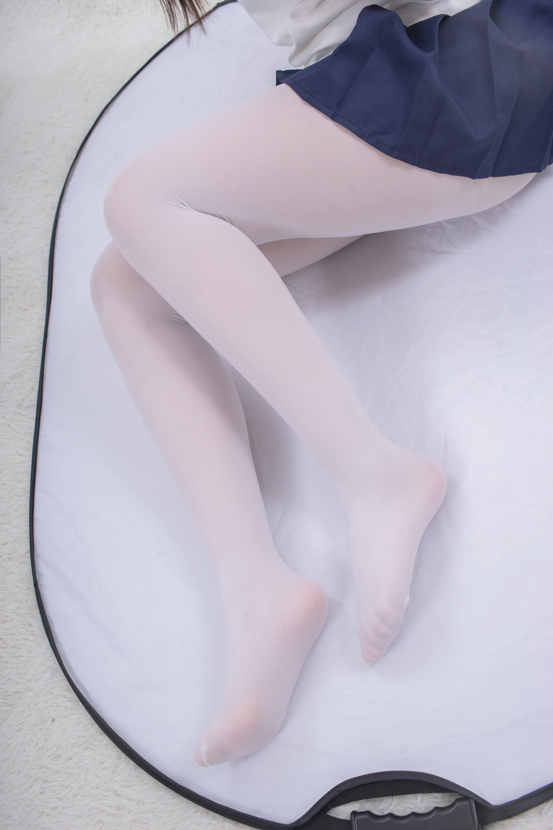 轻兰映画 VOL.009 [62P-528M]白丝, 美腿, 美足, 轻兰映画