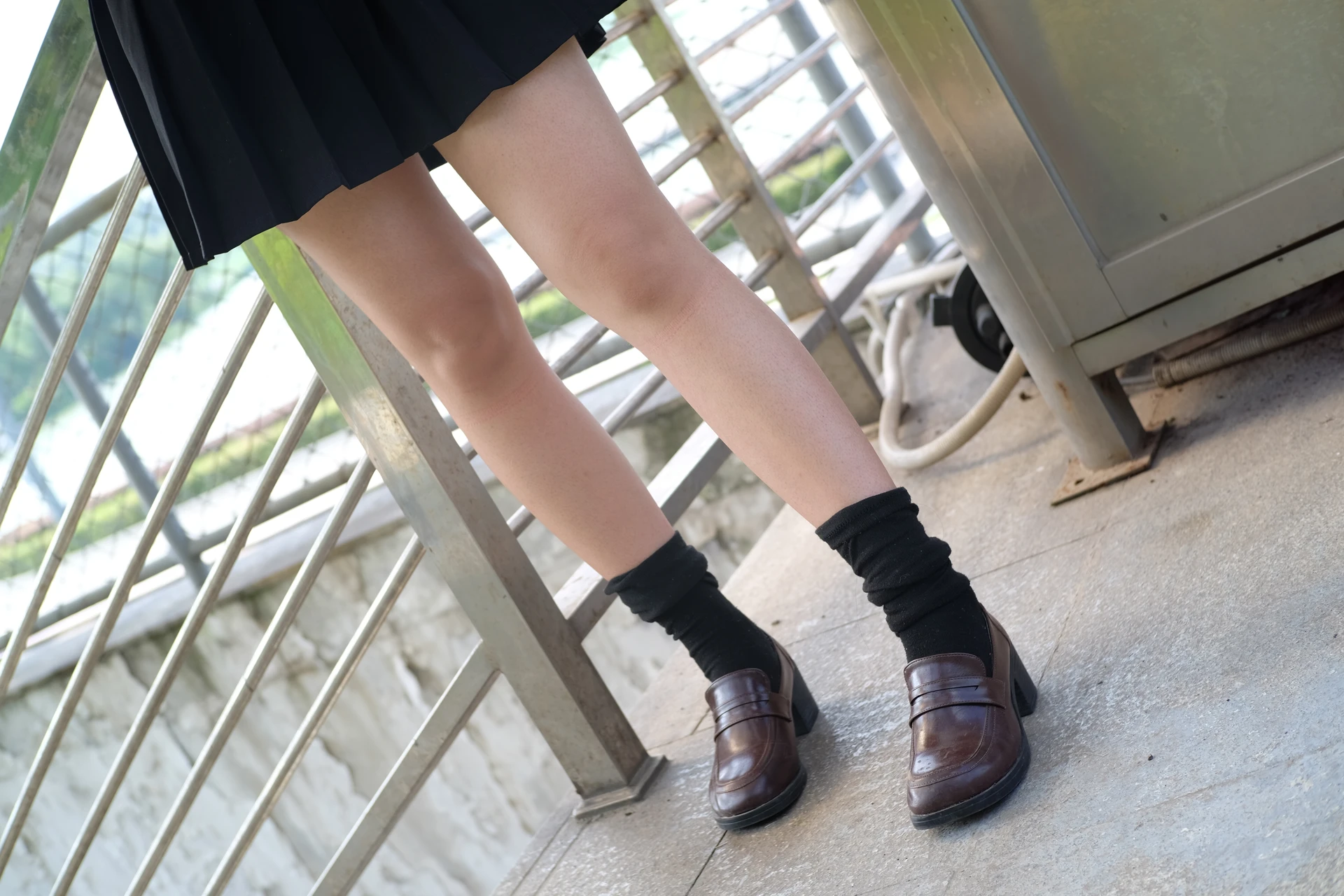 森萝财团 FREE-003 [39P-316M]校服, 森萝财团, 白丝