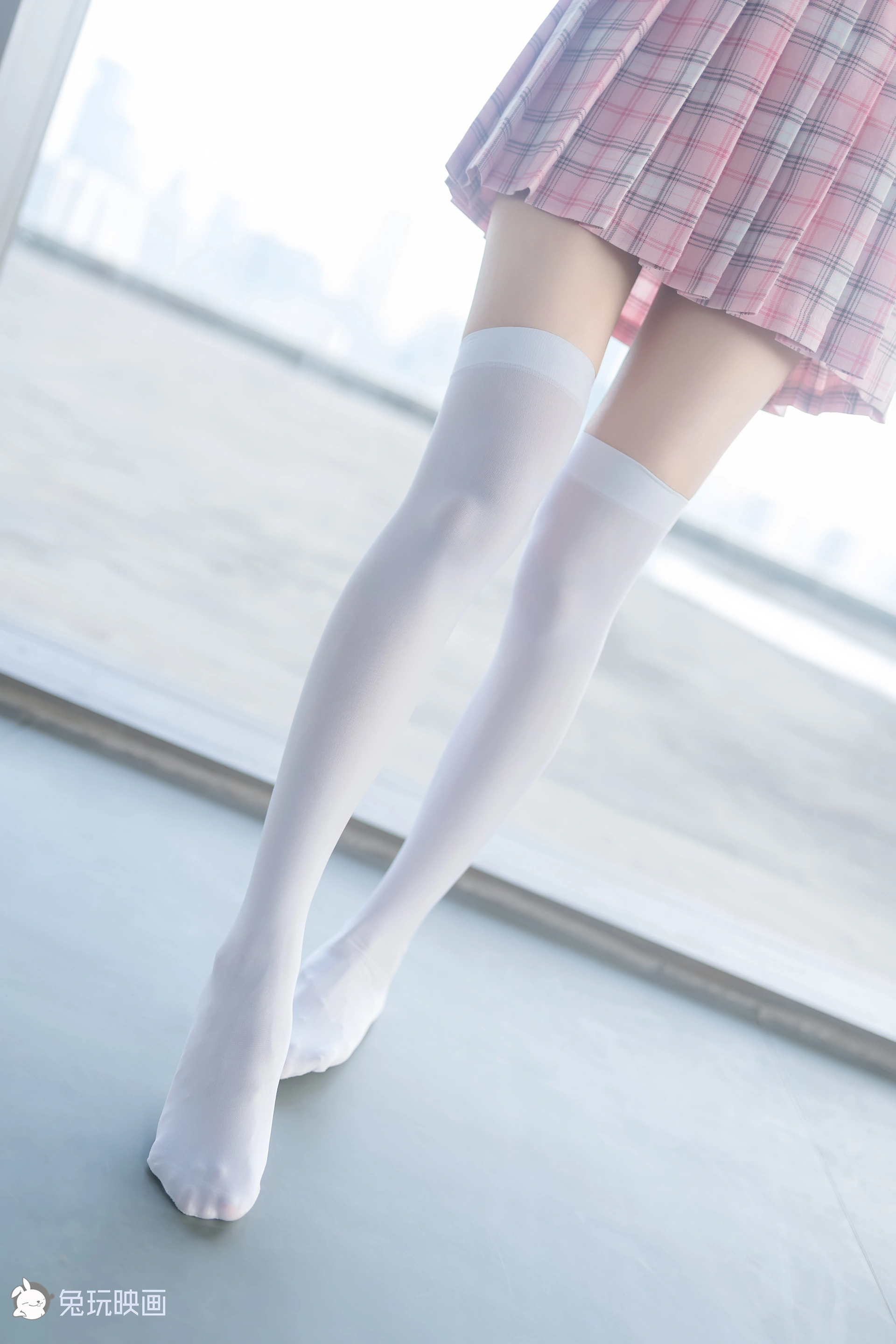 C04.003 粉嫩嫩 [41P-68MB]