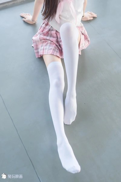 C06.002 白丝小细腿 [40P-68MB]