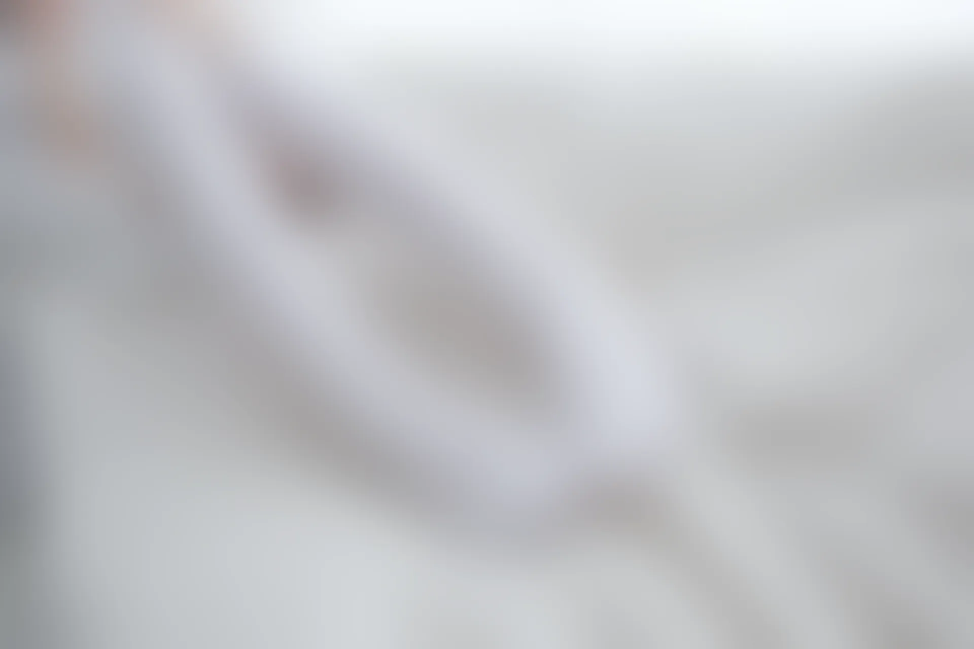 森萝财团 R15-022 [85P-371M]制服, 森萝财团, 白丝, 美腿