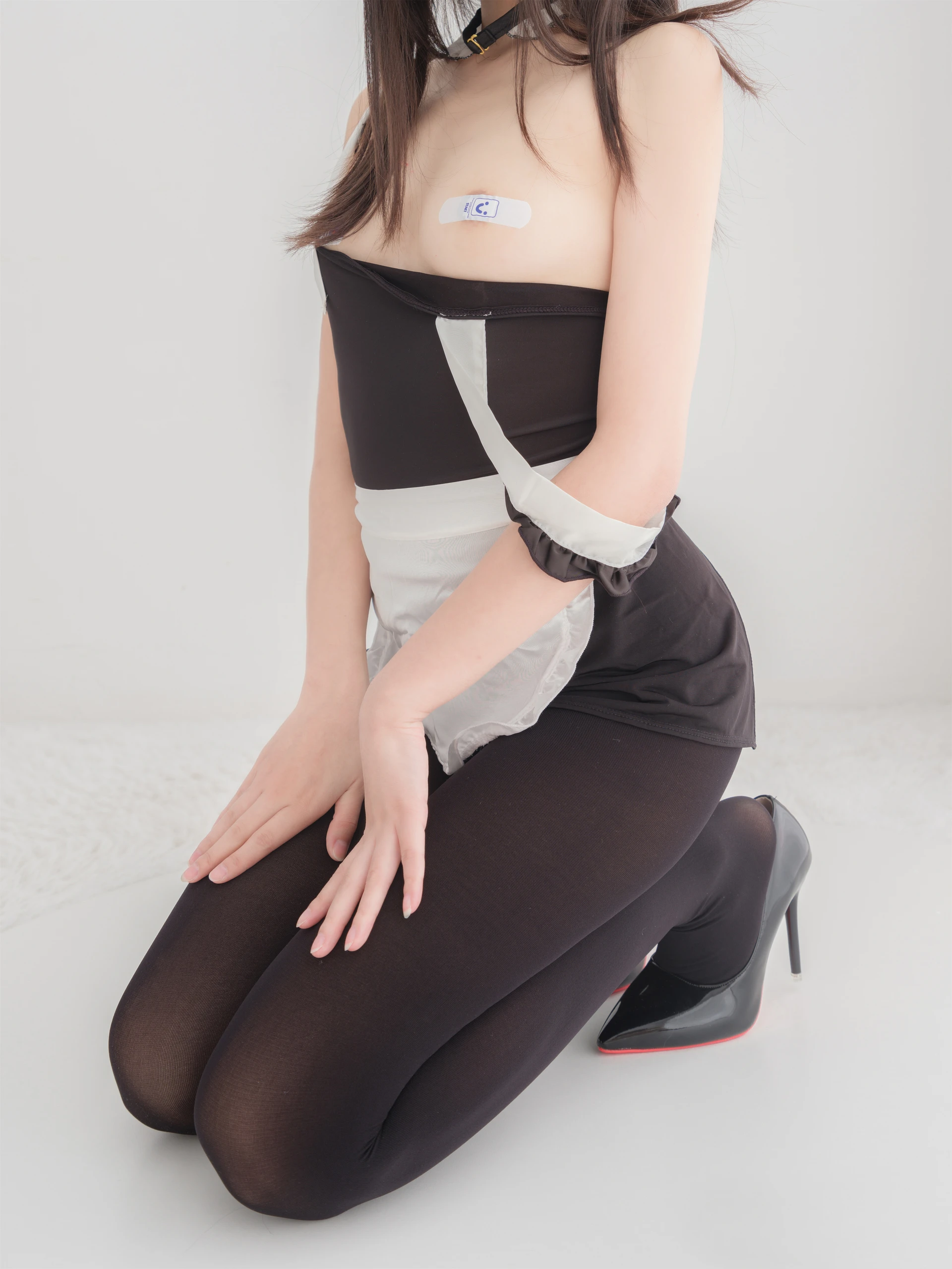 紧急企划 内部-019 见希w 黑丝渐变女仆 [86P-459MB]女仆, 白丝, 紧急企划, 美腿, 美足, 见希w, 高跟鞋, 黑丝