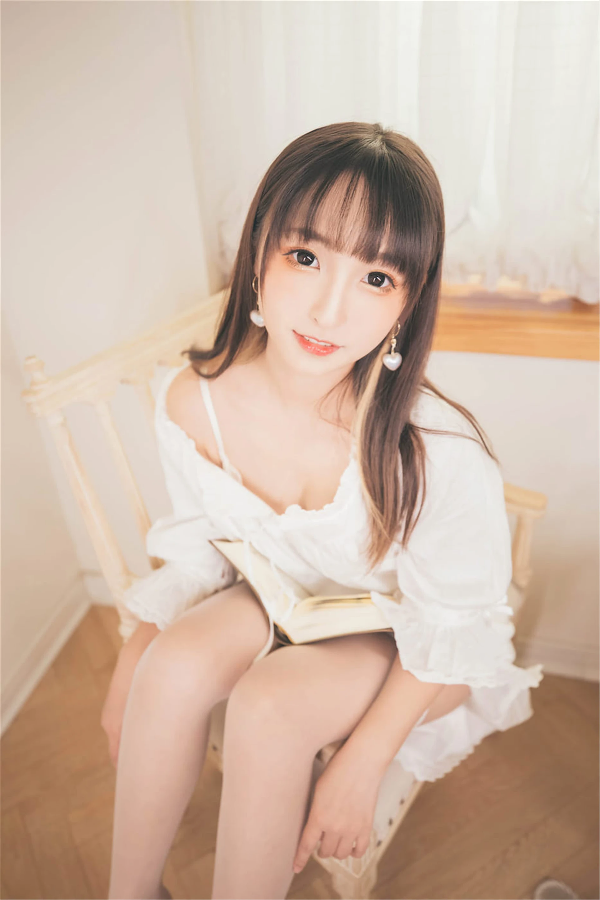 神楽坂真冬 第三季 序号23 ：《許しの日》苦行修女 [150P2V-1.06GB]内衣, 白丝, 神楽坂真冬, 美腿, 美足, 高跟鞋