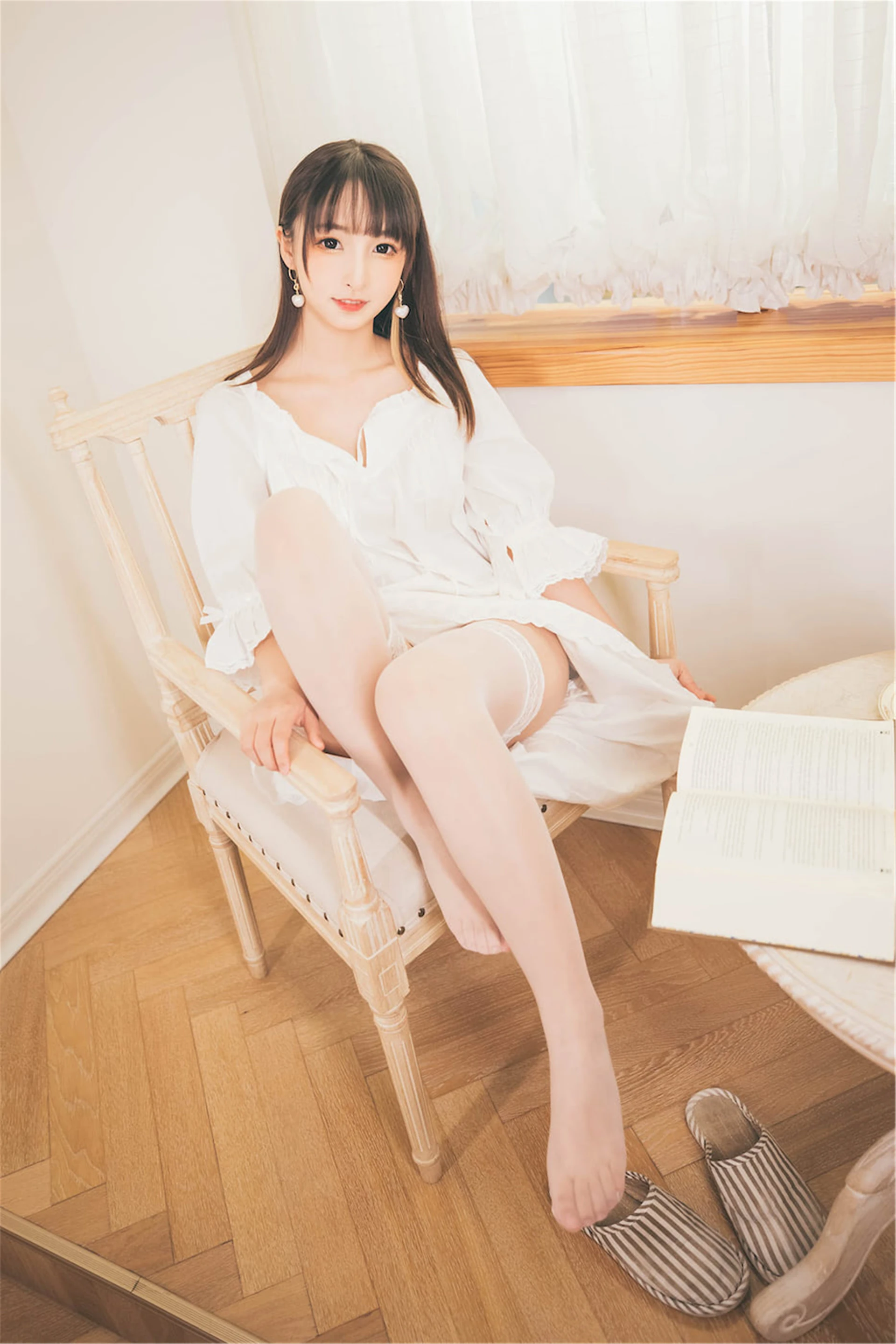 神楽坂真冬 第三季 序号23 ：《許しの日》苦行修女 [150P2V-1.06GB]内衣, 白丝, 神楽坂真冬, 美腿, 美足, 高跟鞋